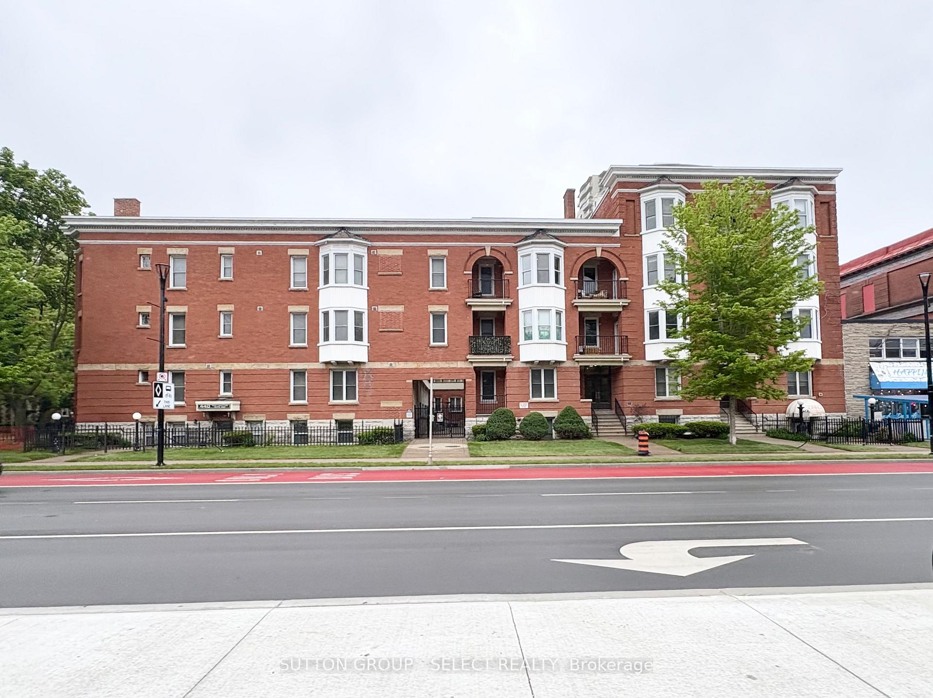 residential Property Image no.1
