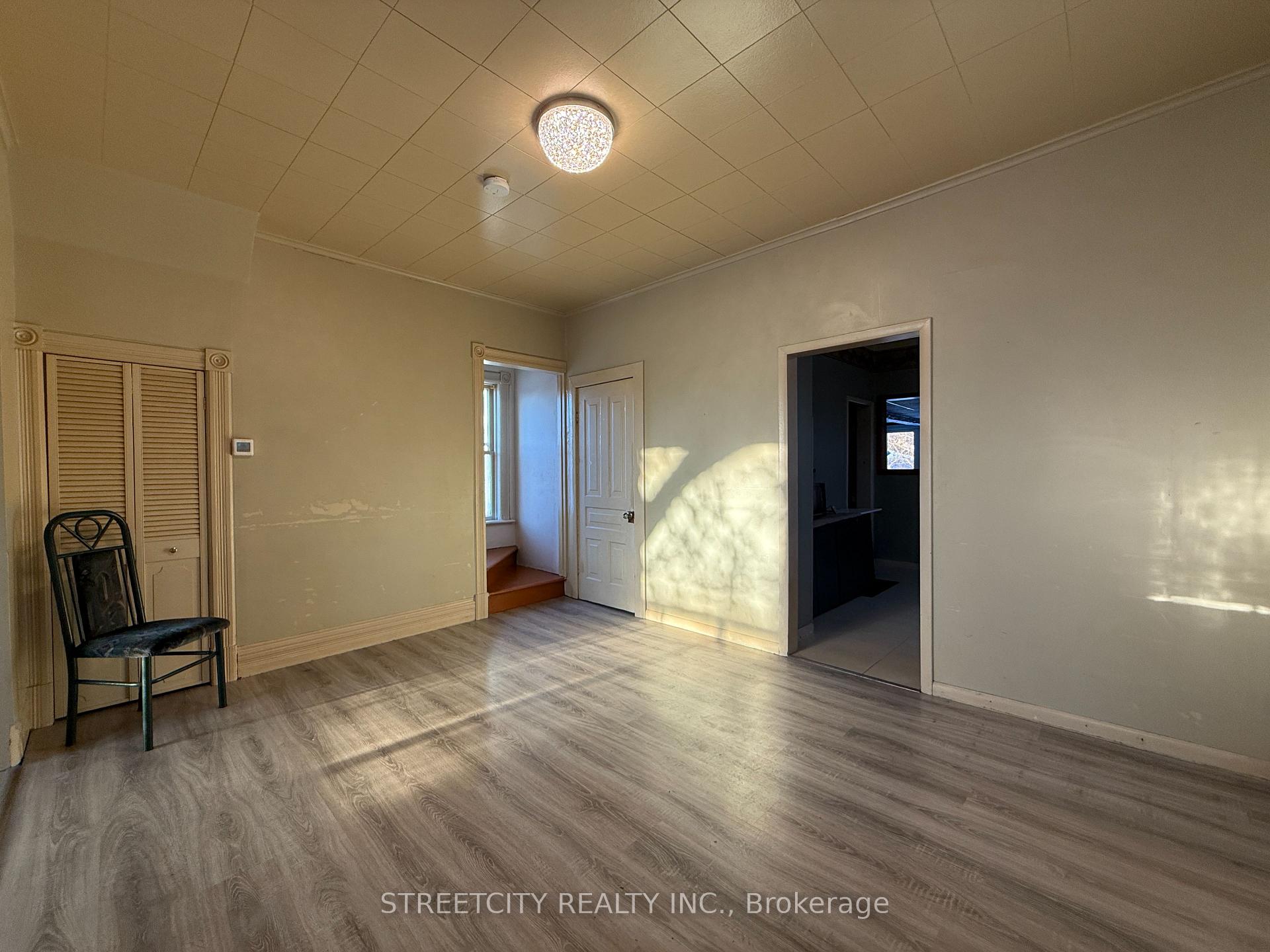 residential Property Image no.1