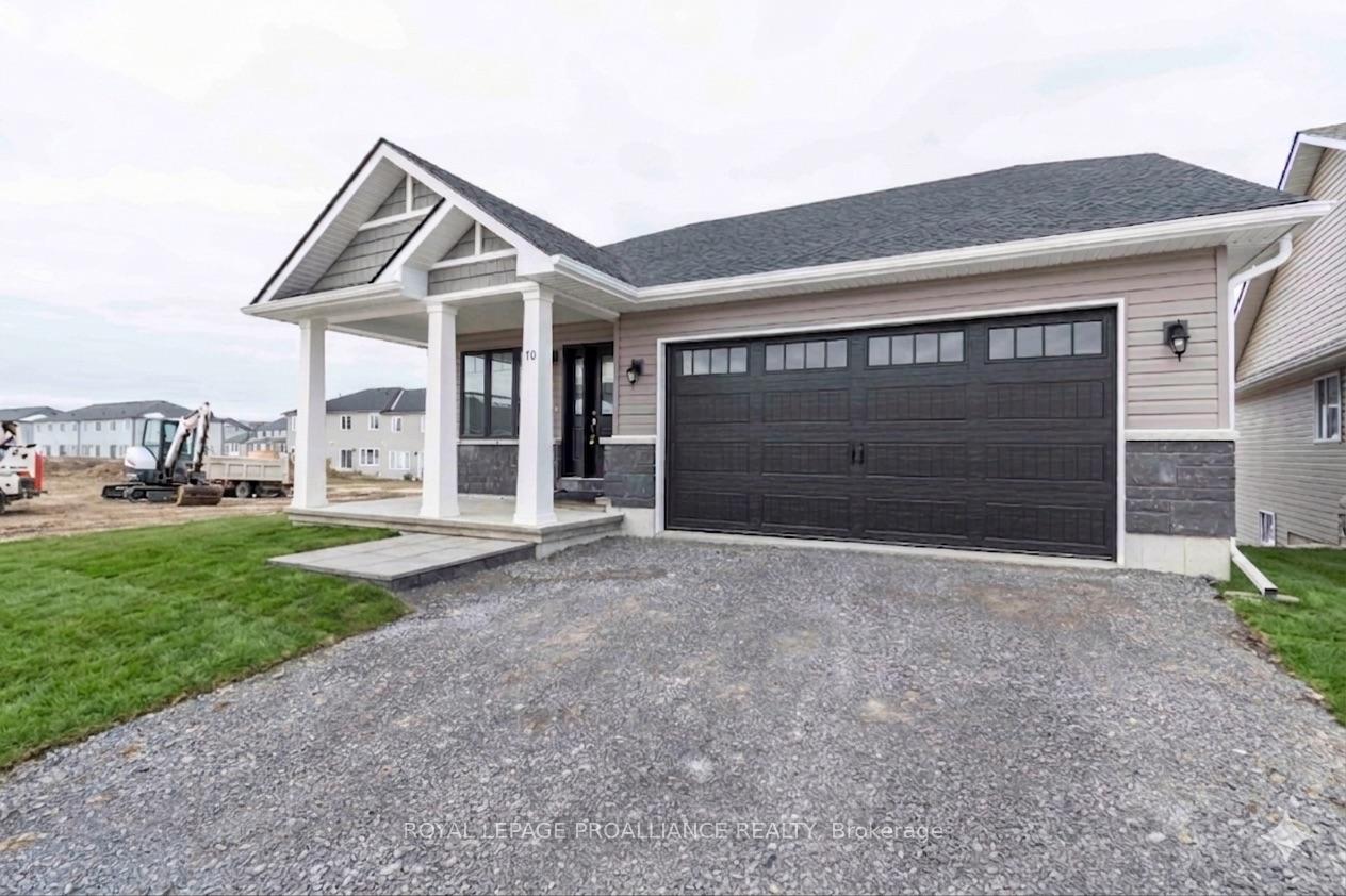 70 Stirling Crescent, Prince Edward County, ON K0K 2T0 — Prince Edward County, Ontario