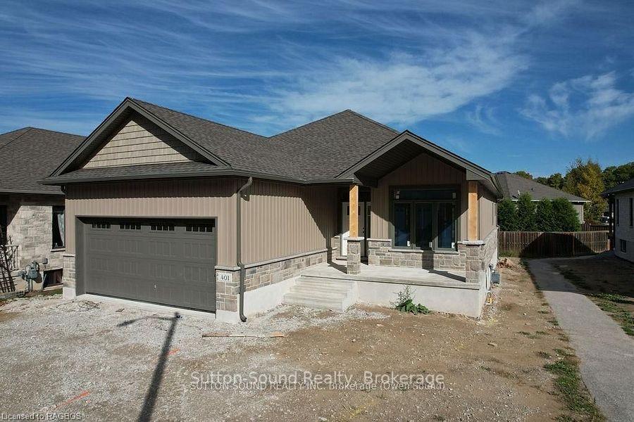 401 6th Avenue W, Owen Sound, ON N4K 6K7 — Owen Sound, Ontario