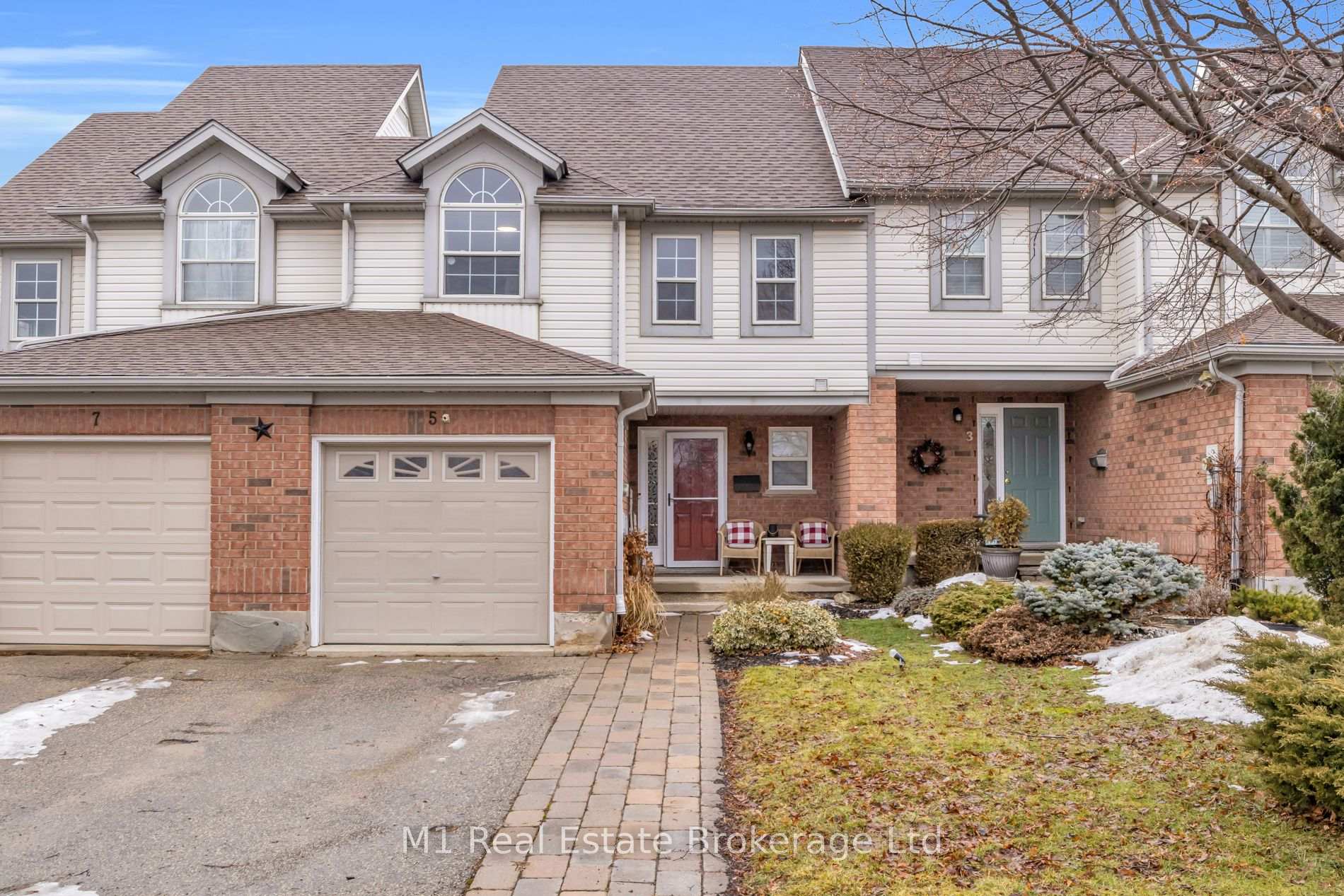 residential Property Image no.1