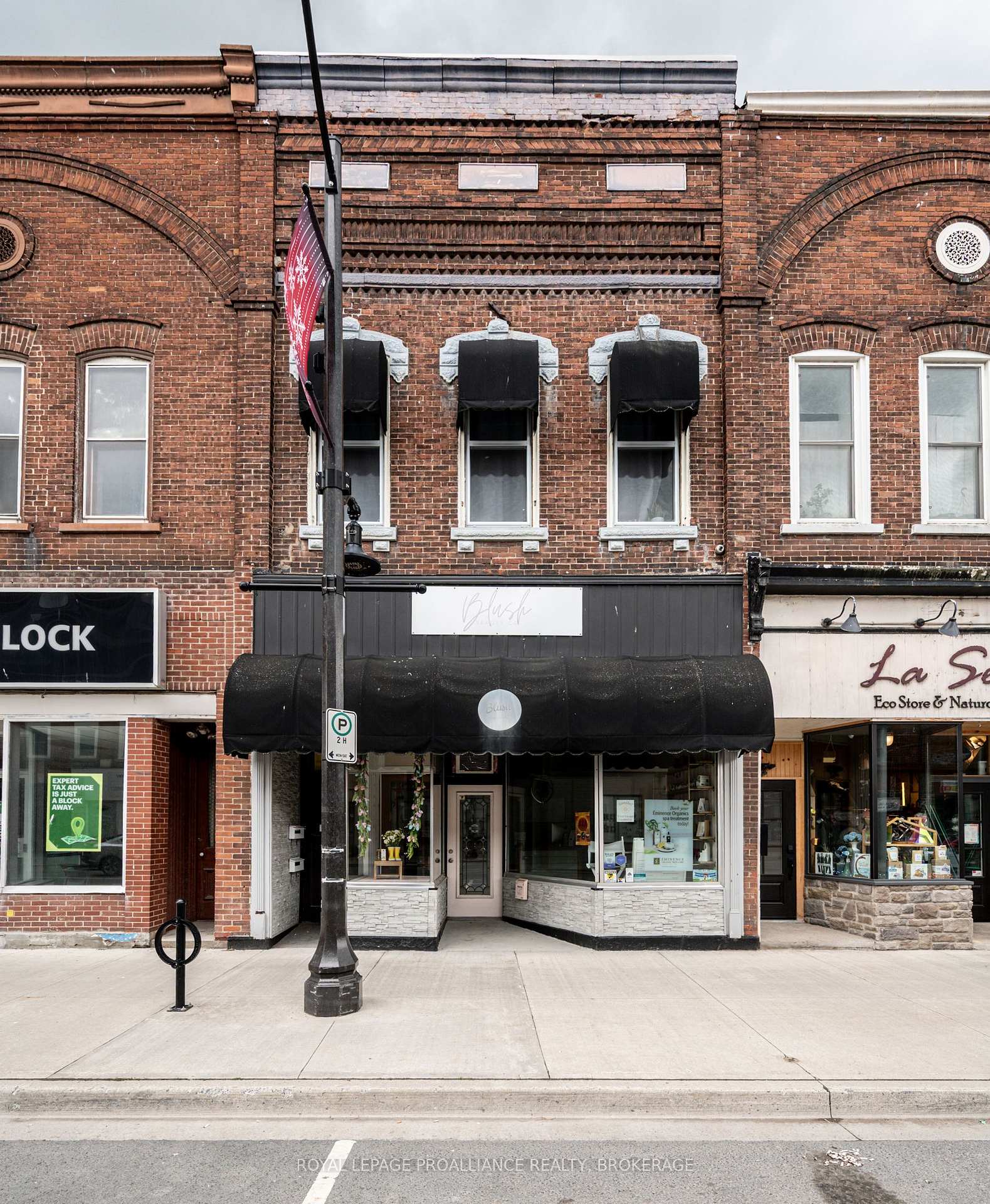48 Dundas Street E, Greater Napanee, ON K7R 1H8