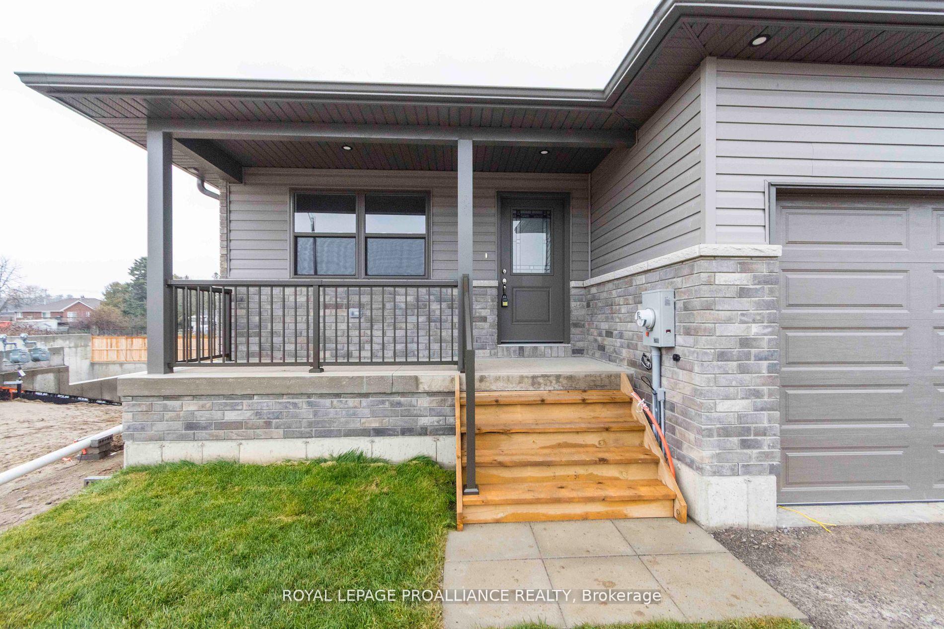 33 Clayton John Avenue, Brighton — photo 2 of 5