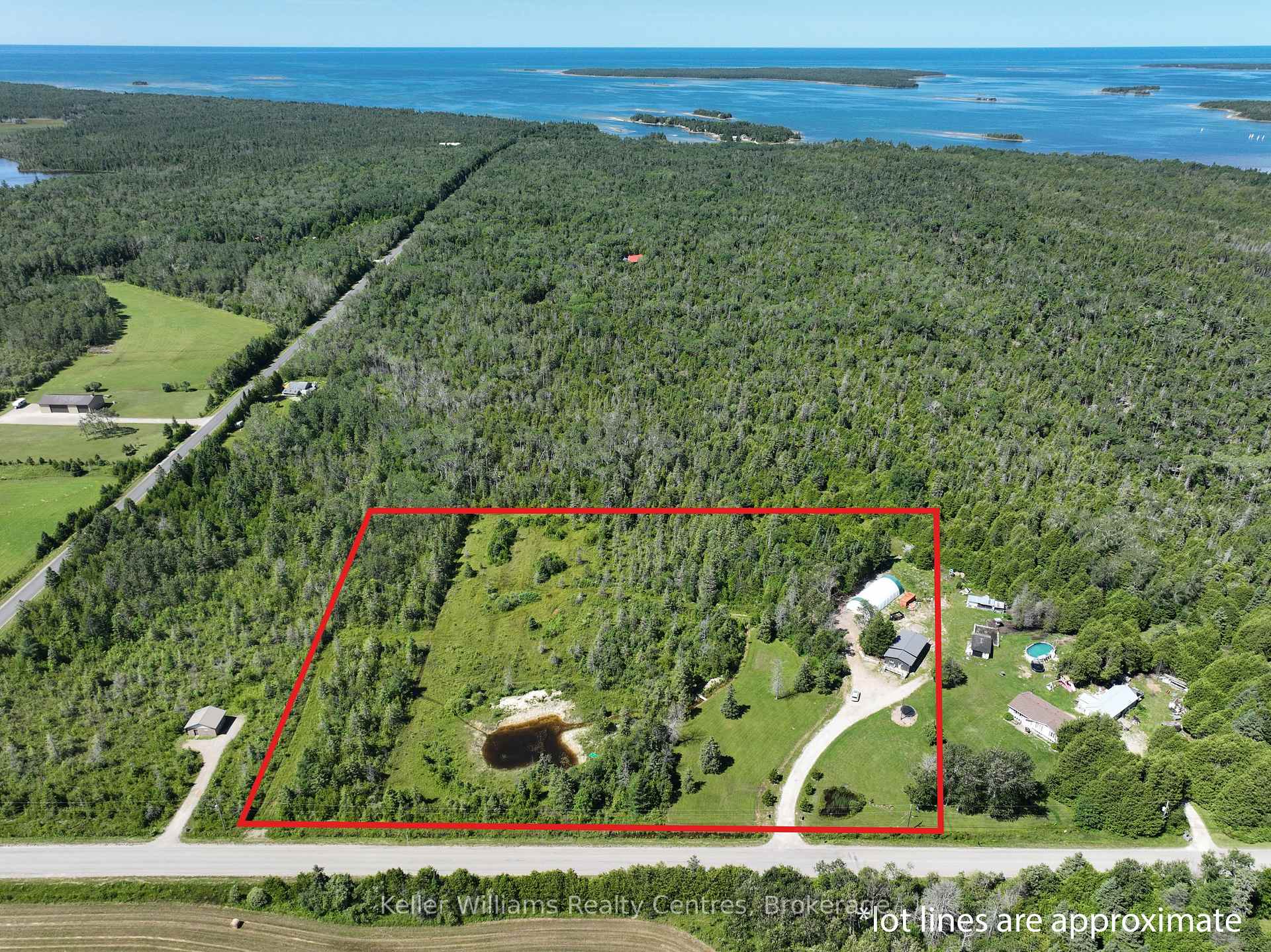 23 Stokes Bay Road, Northern Bruce Peninsula — photo 2 of 5