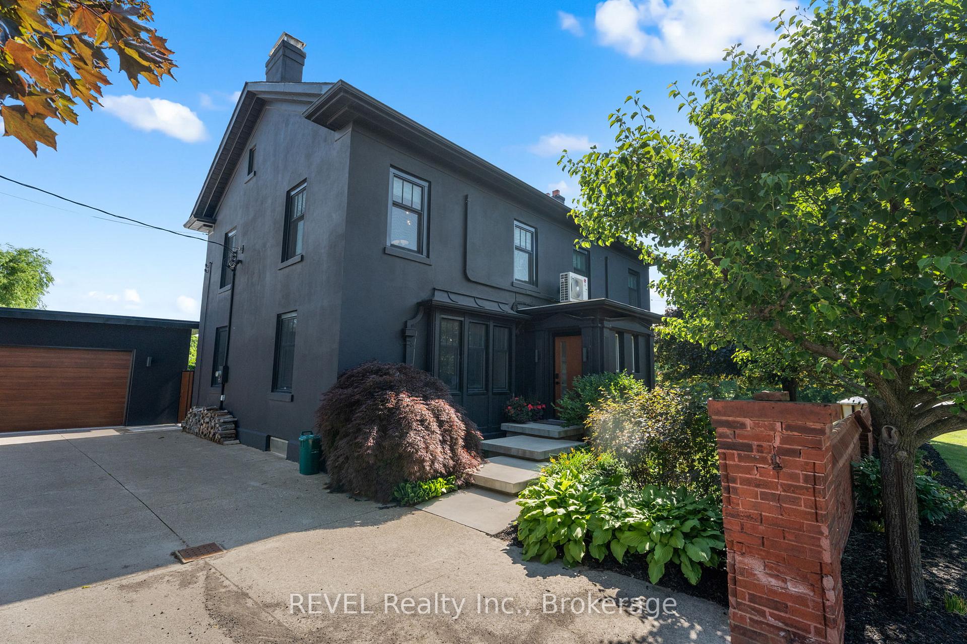 3543 King Street, Lincoln — photo 2 of 5