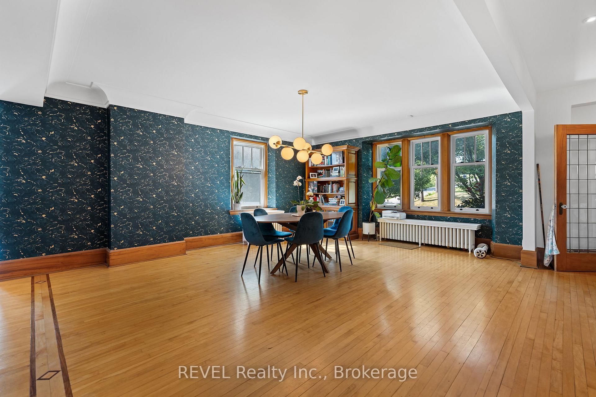 3543 King Street, Lincoln — photo 5 of 5