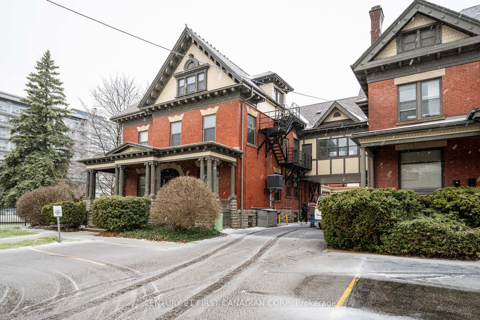 residential Property Image no.1