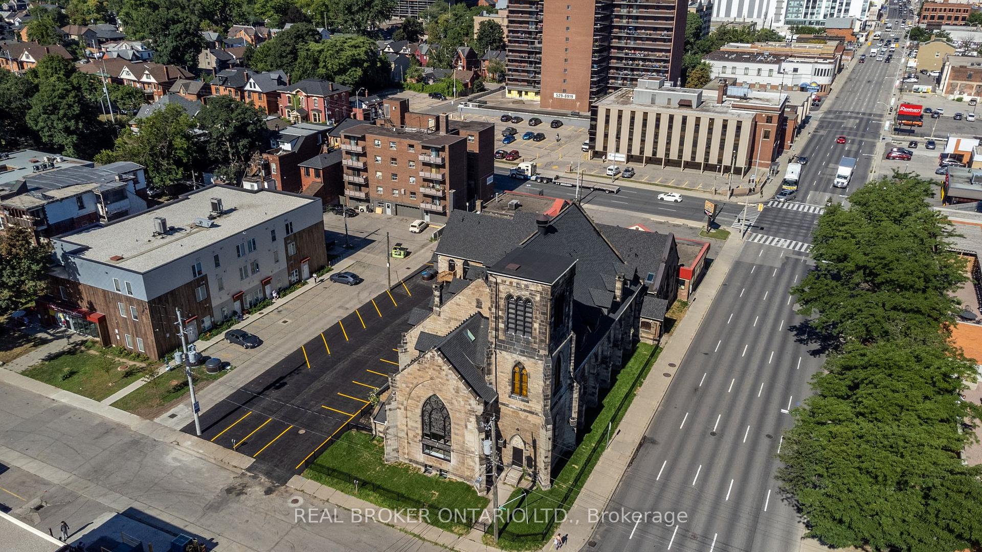 residential Property Image no.1