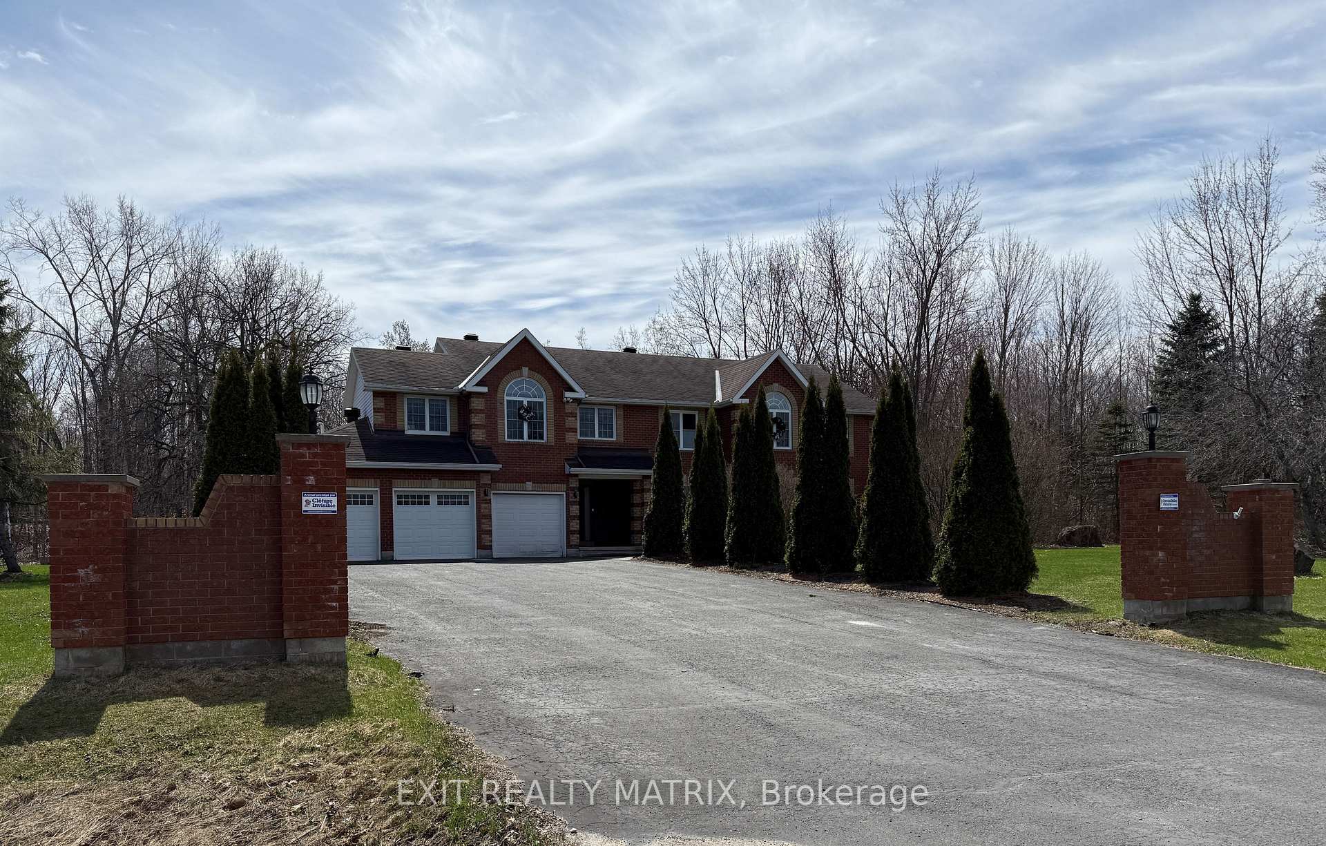 1322 Du Gouverneur Drive, Orleans - Cumberland and Area, ON K4C 1E2 — Orleans - Cumberland and Area, Ontario