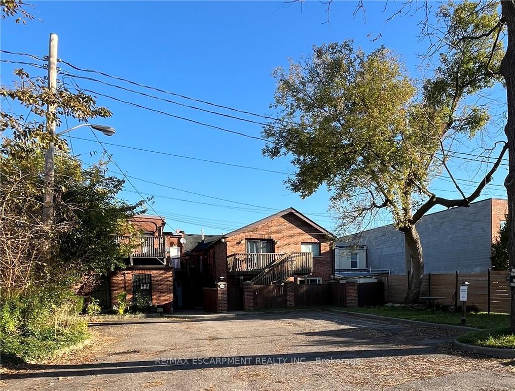 residential Property Image no.1