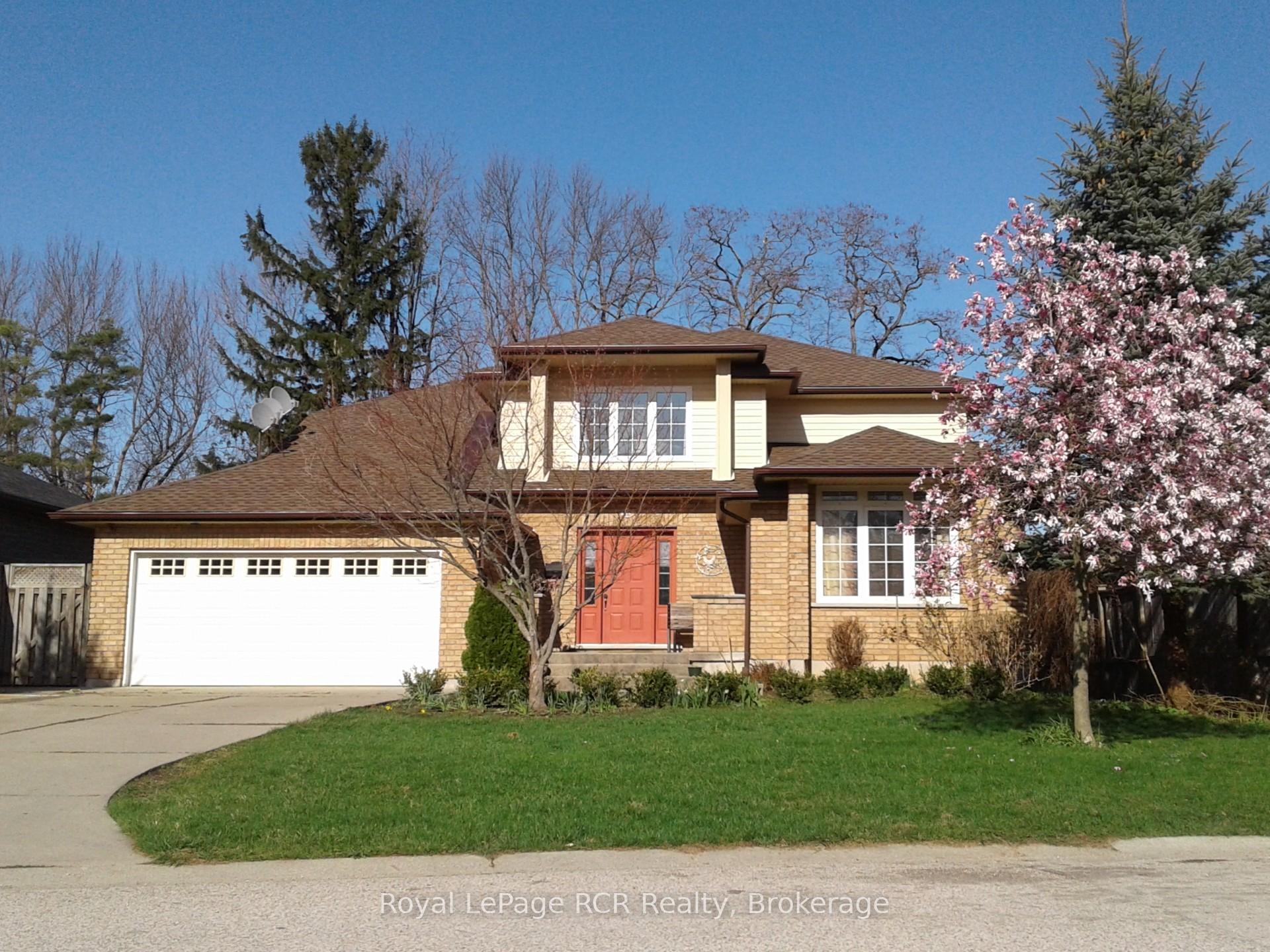 335 3rd Avenue W, Owen Sound, ON N4K 6Y9 — Owen Sound, Ontario