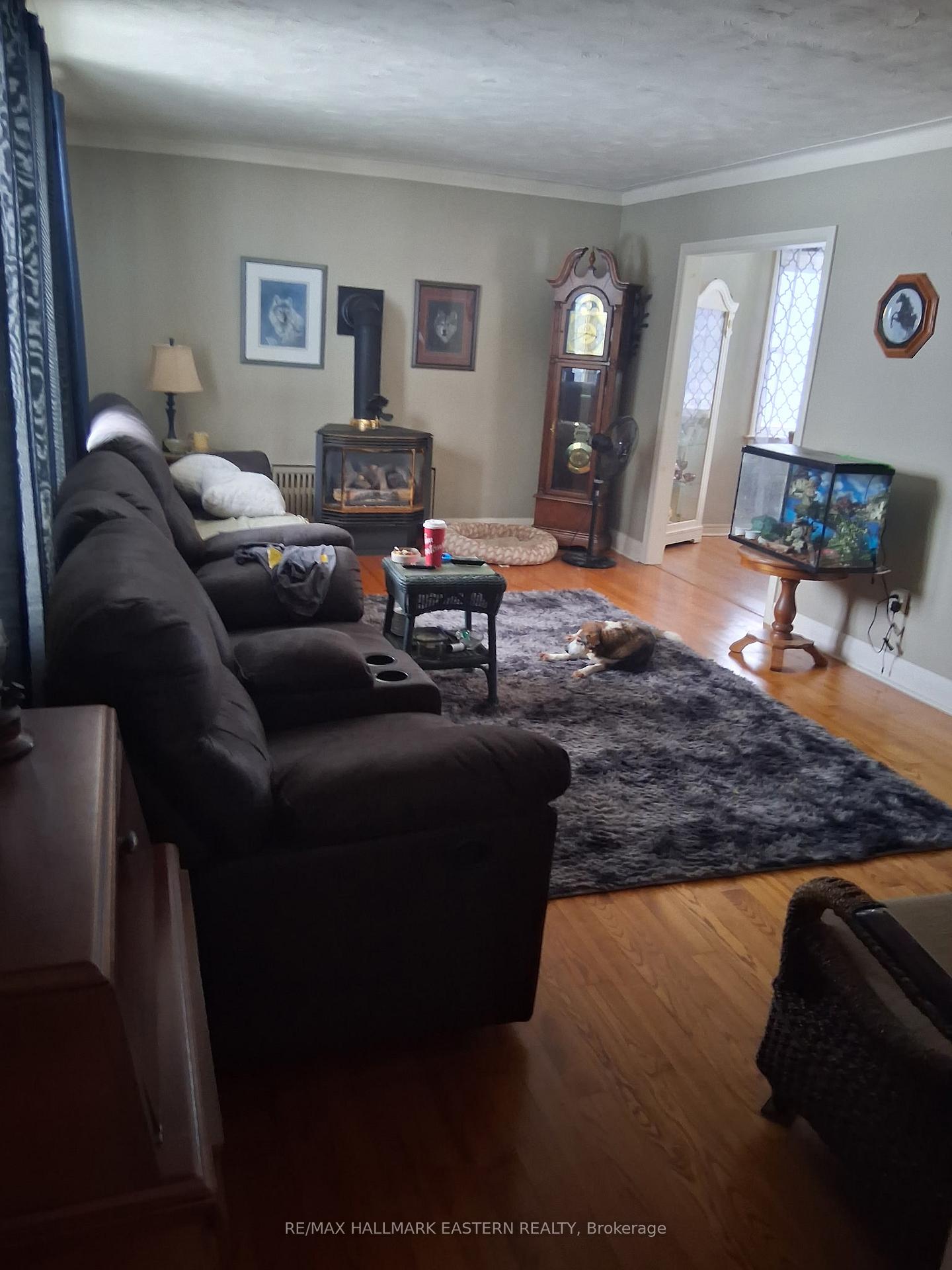 99 Wallis Drive, Peterborough — photo 3 of 5
