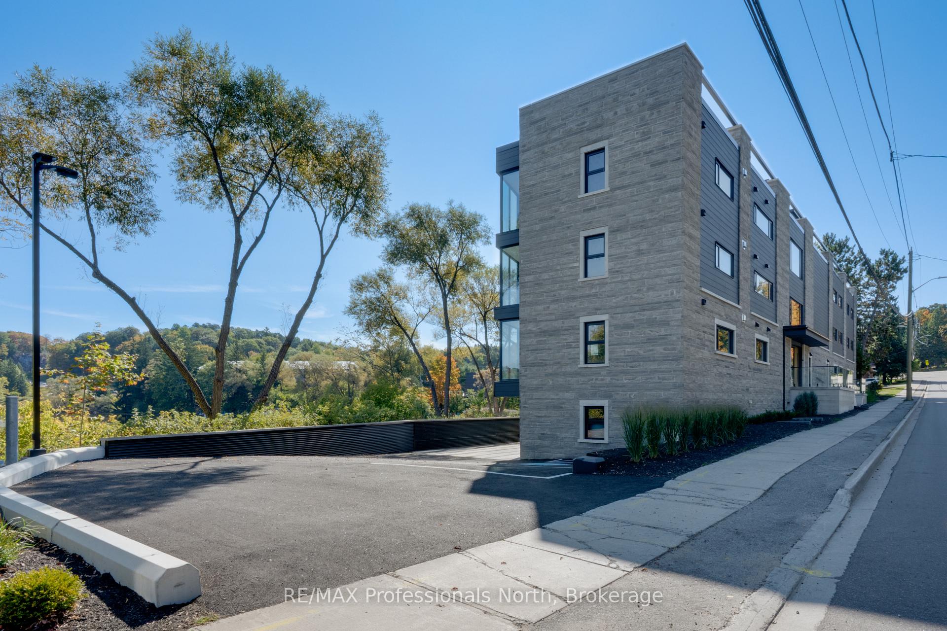 32 Brunel Road 203, Huntsville — photo 5 of 5