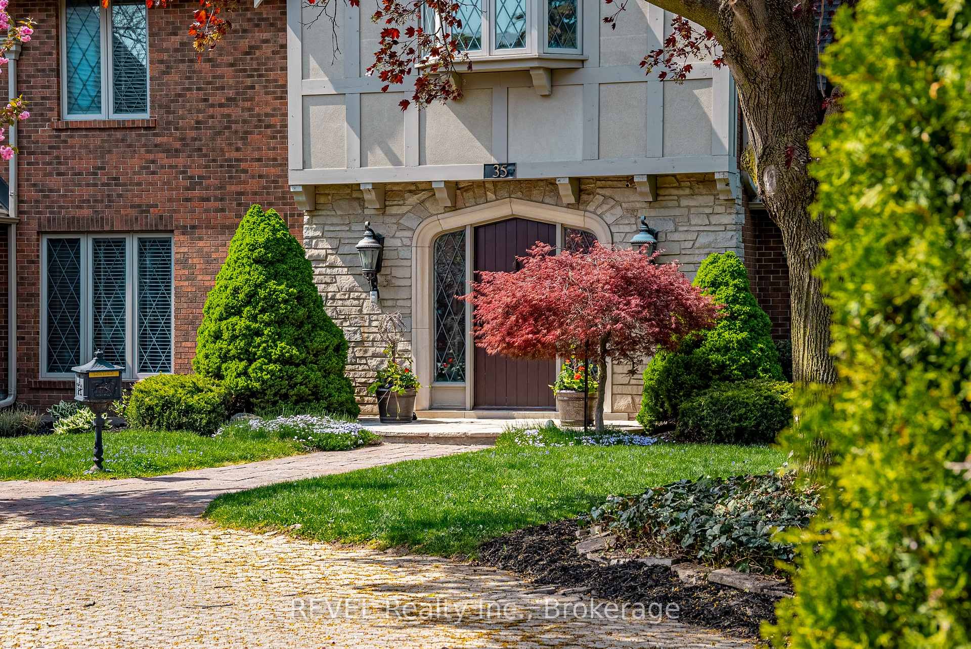 residential Property Image no.1