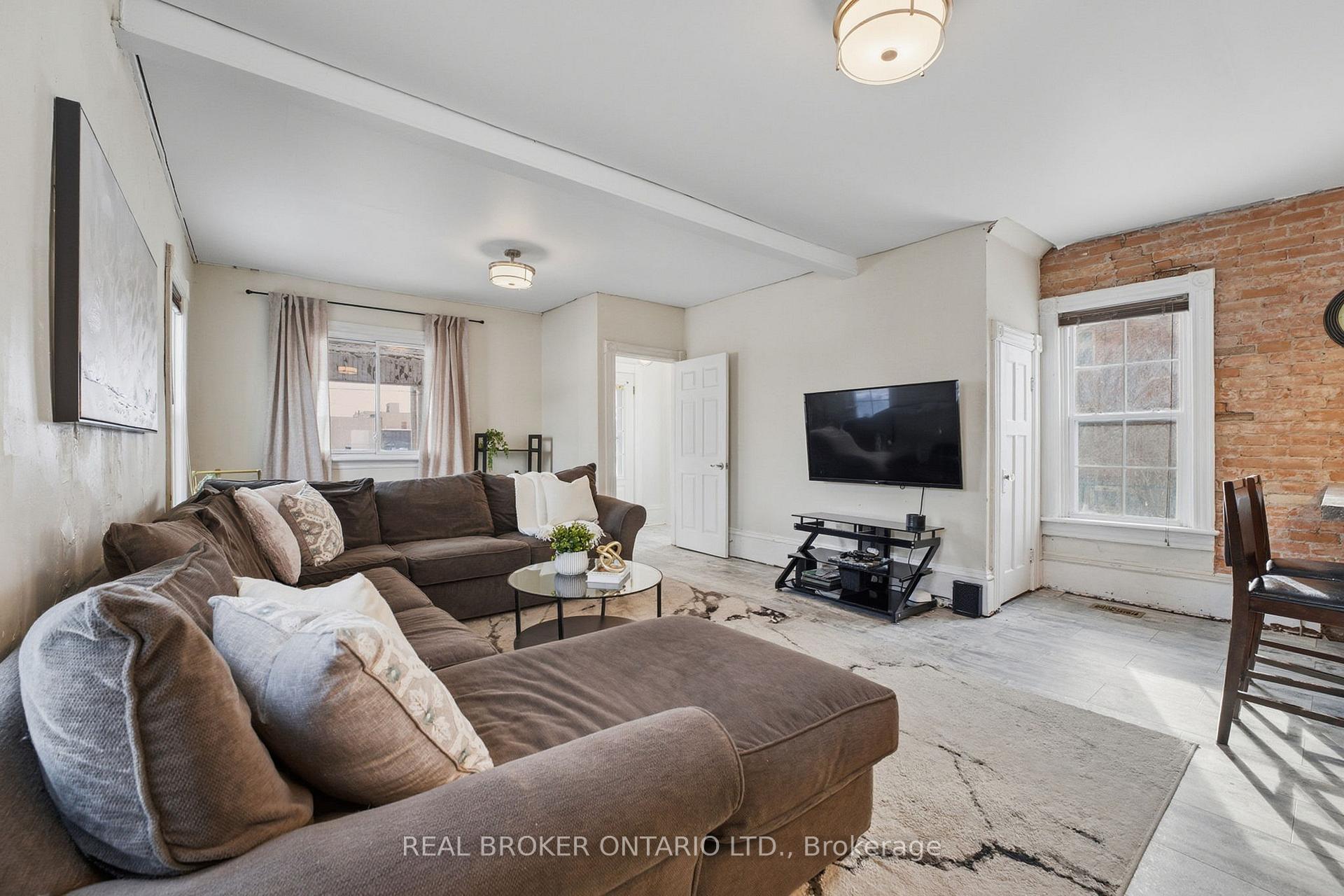 residential Property Image no.1