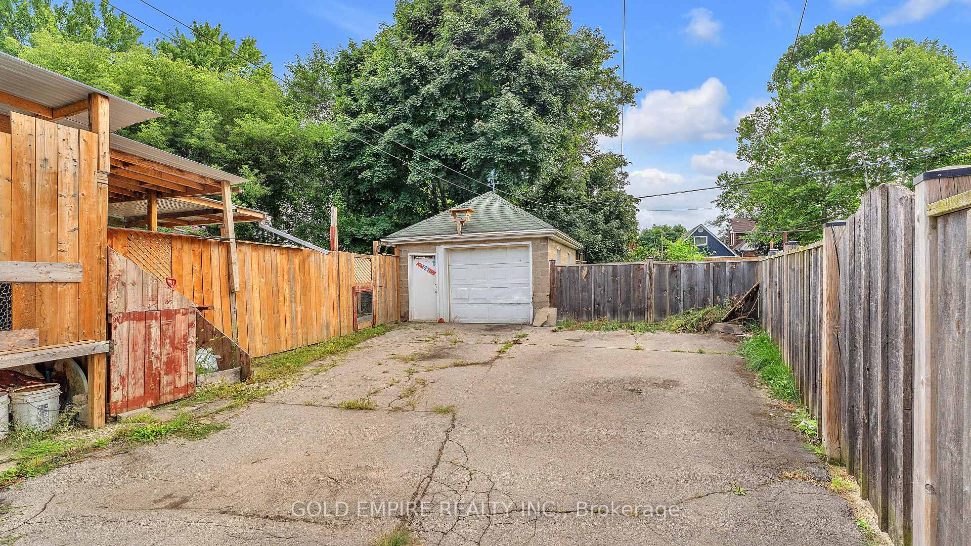 residential Property Image no.1