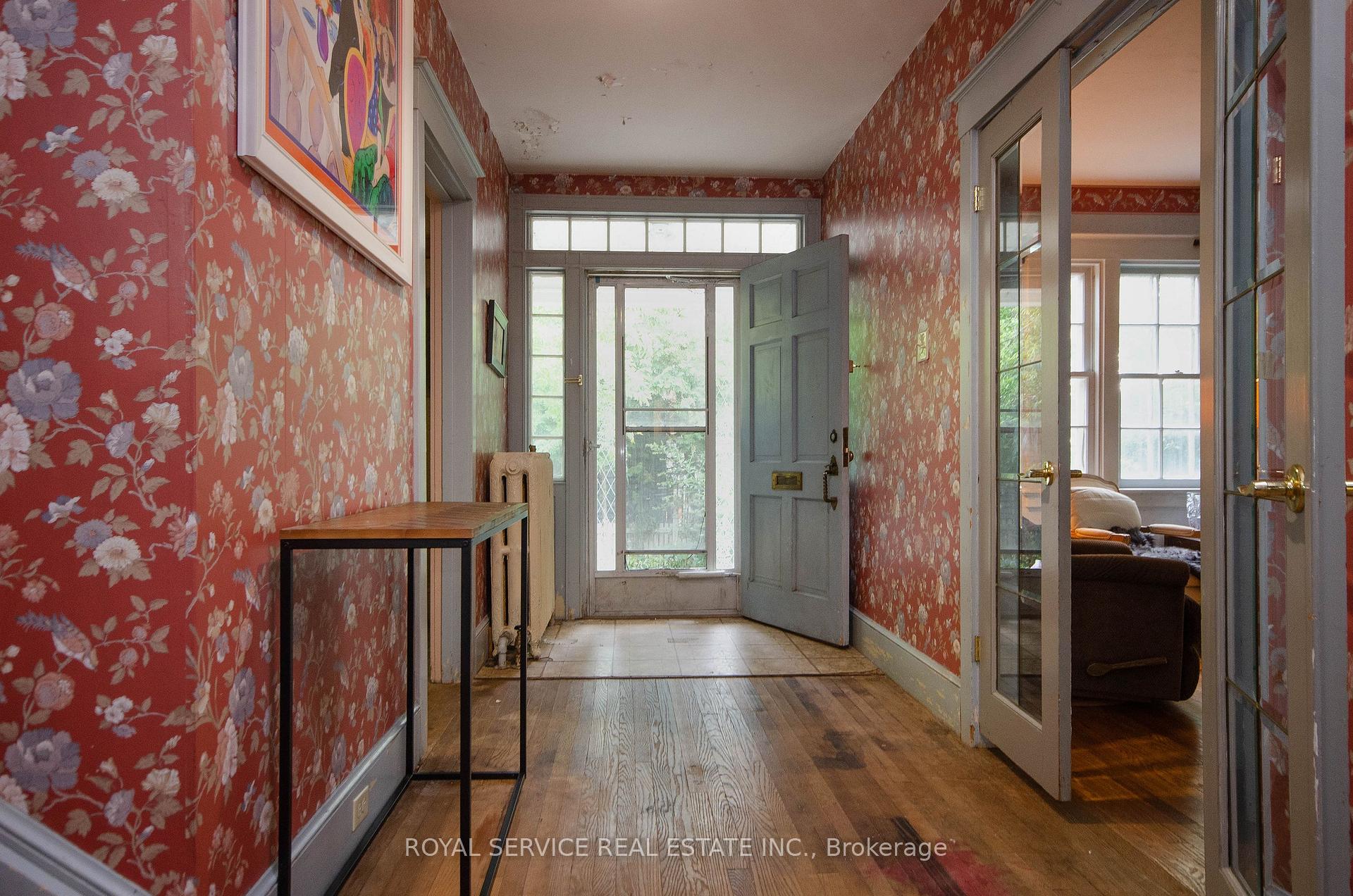 residential Property Image no.1