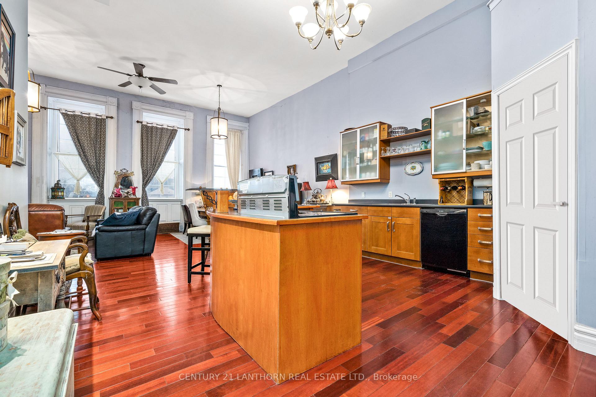 residential Property Image no.1