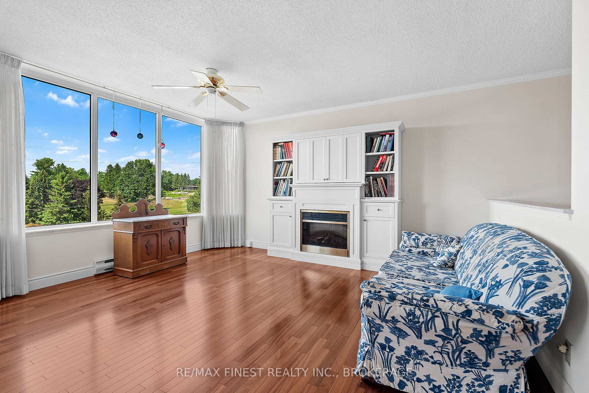 1000 King Street W 302, Kingston — photo 4 of 5