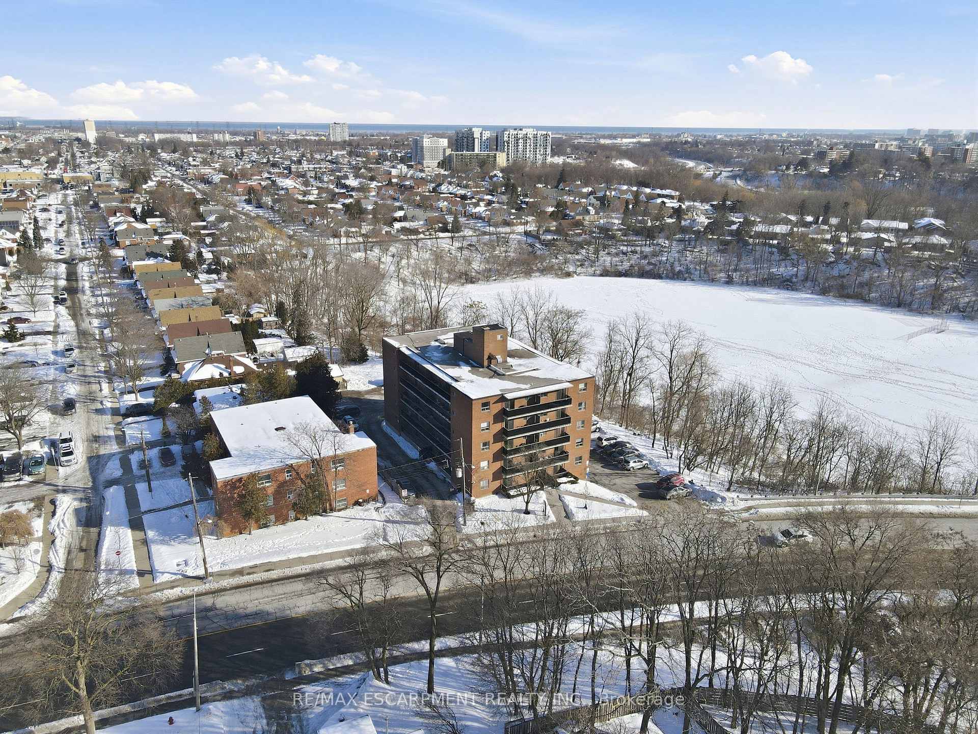 residential Property Image no.1