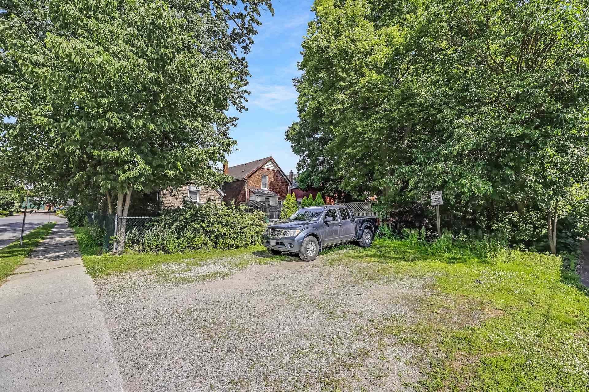 residential Property Image no.1