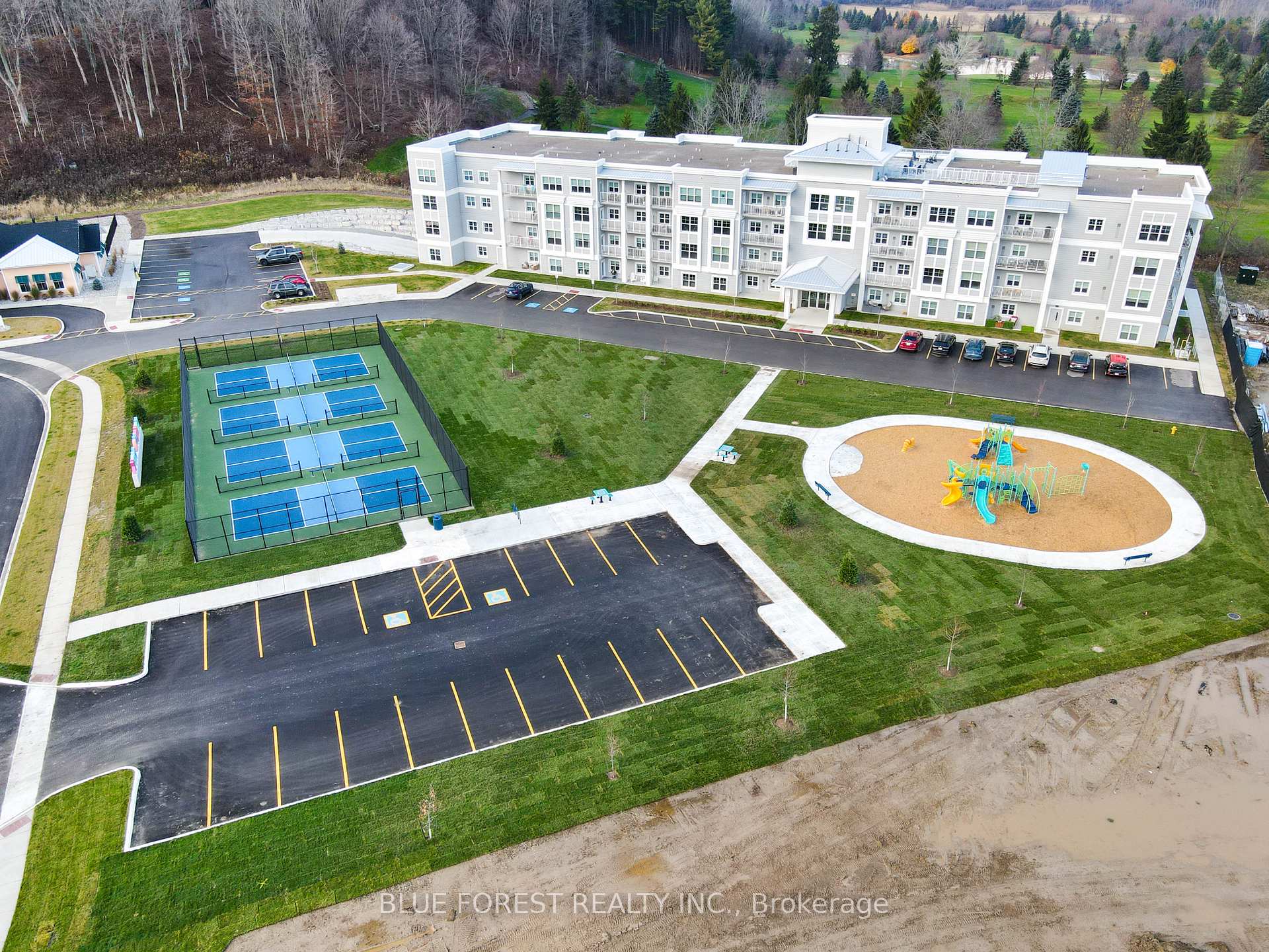 100 The Promenade 111, Central Elgin, ON N5L 1C5 — Central Elgin, Ontario