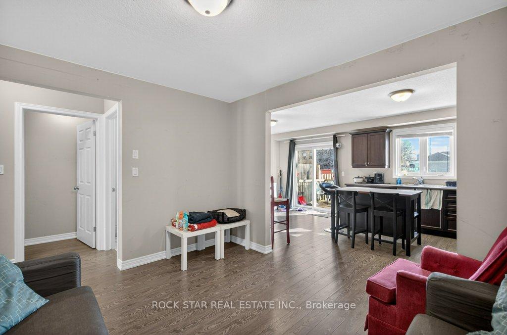 205B Marlborough Street, Brantford — photo 5 of 5