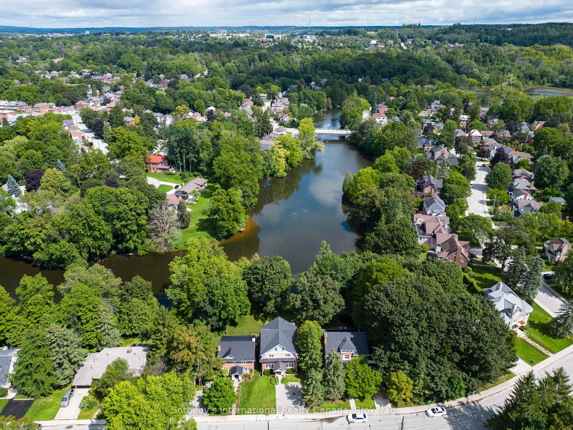 residential Property Image no.1