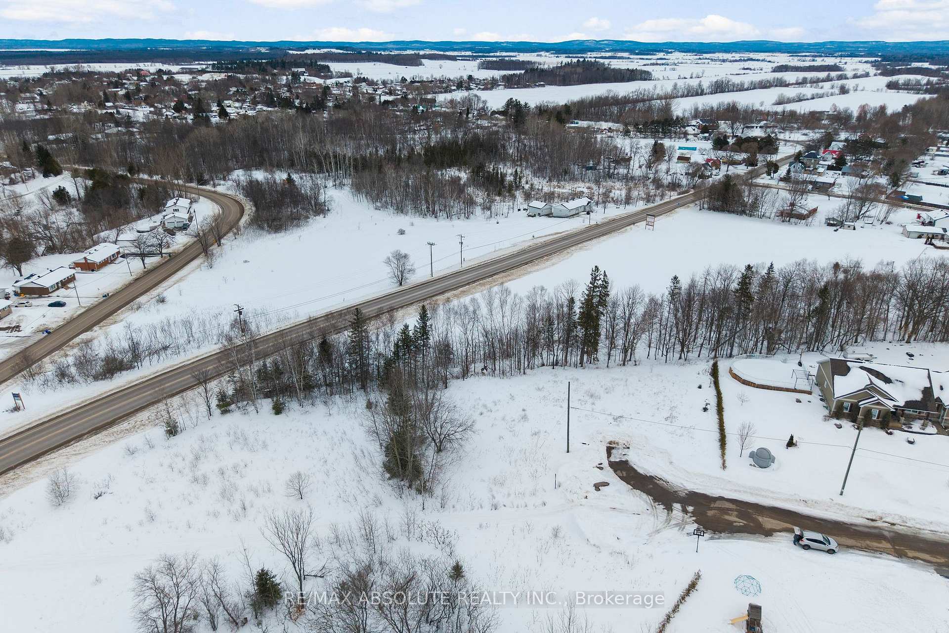 6 Lowe Court, Whitewater Region, ON K0J 1C0 — Whitewater Region, Ontario