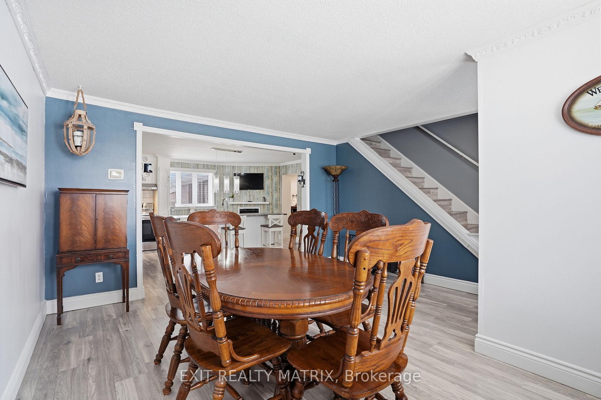 1691-1695 Saint-Laurent Street, Clarence-Rockland — photo 5 of 5