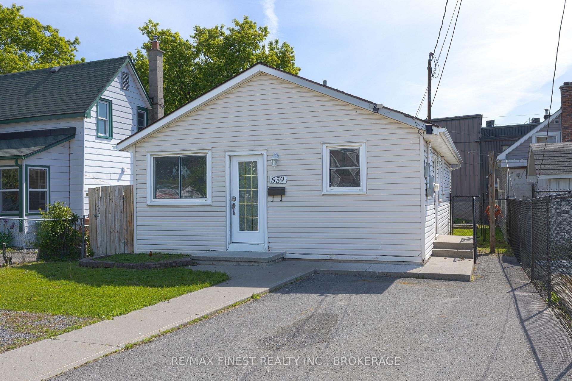 559 MacDonnell Street, Kingston, ON K7K 4W9