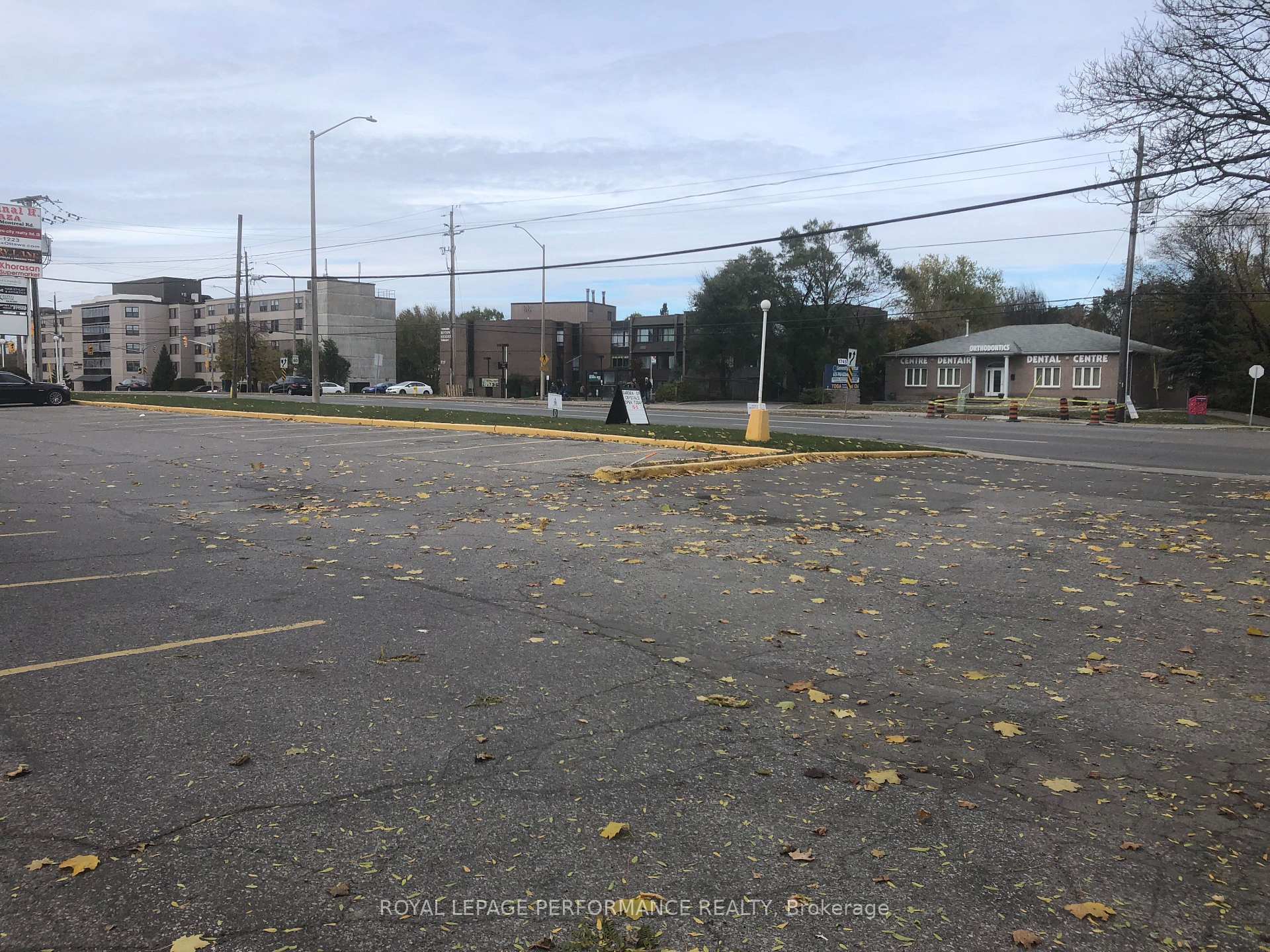1756 MONTREAL Road, Beacon Hill North - South and Area — photo 5 of 5