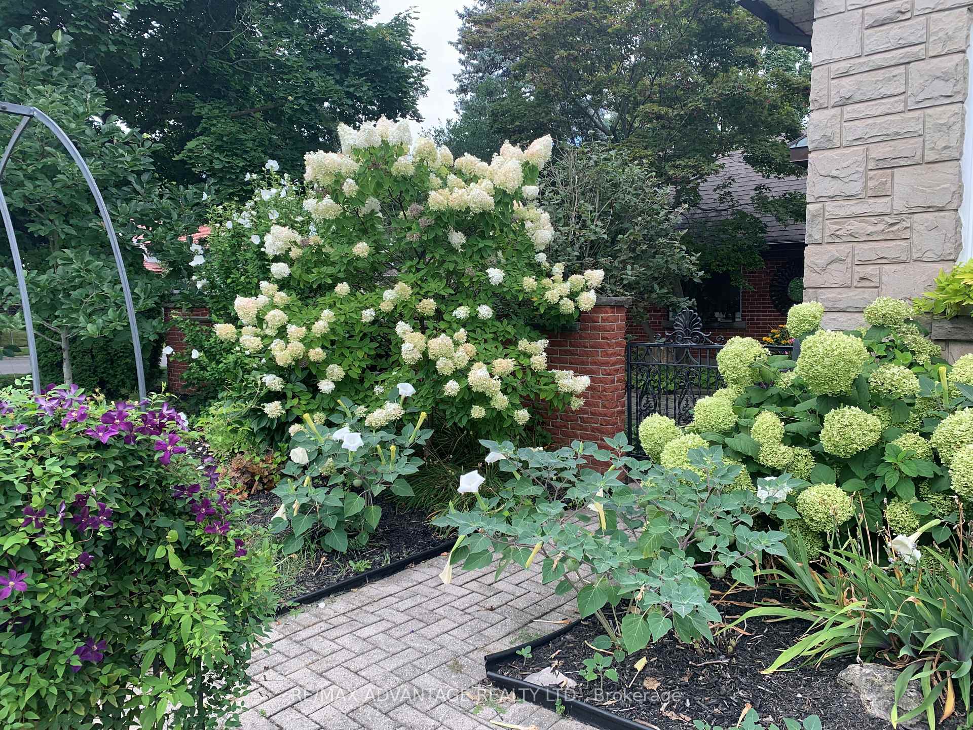 residential Property Image no.1