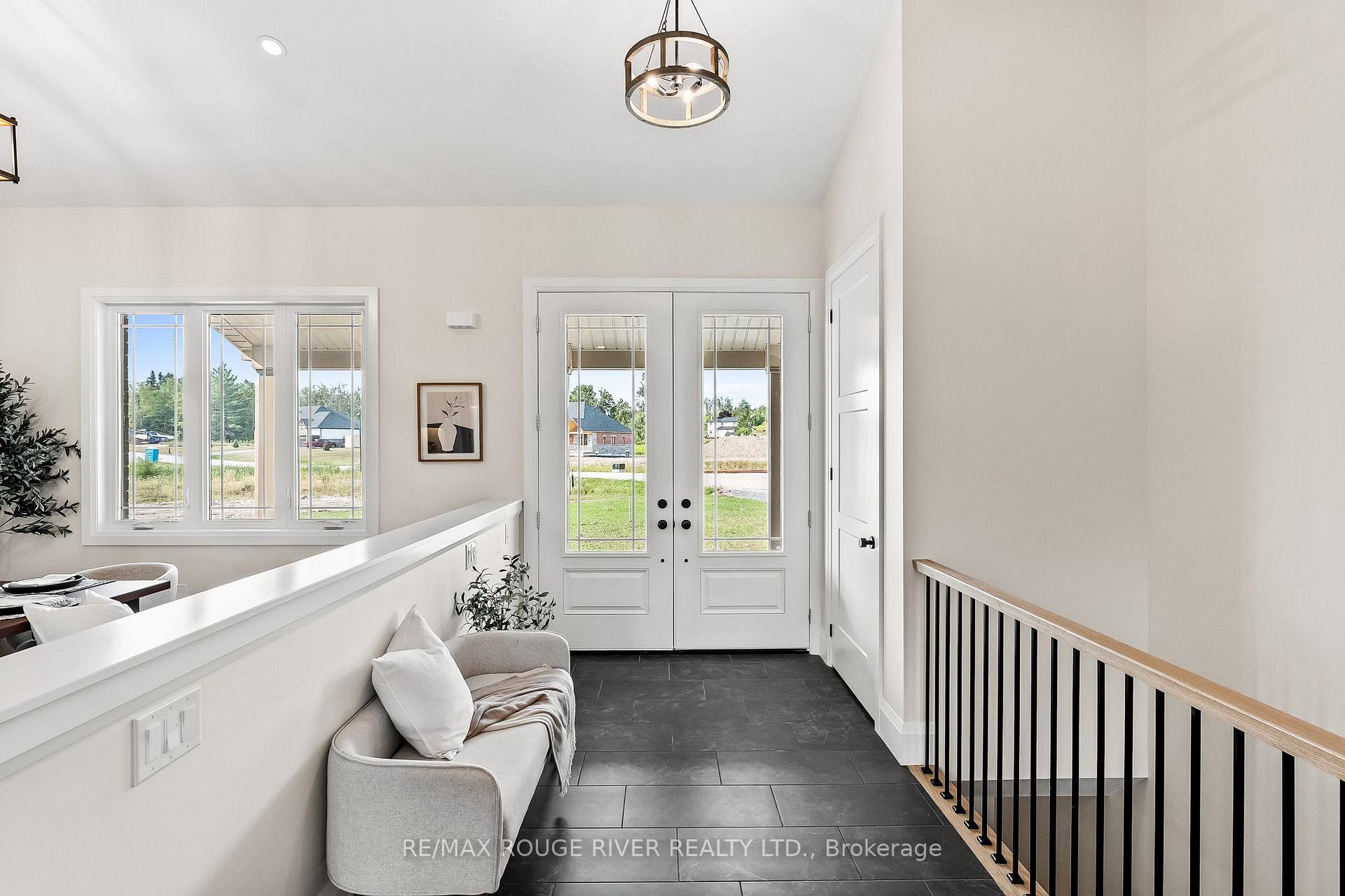 8 CAMERON Court, Cavan Monaghan — photo 2 of 5