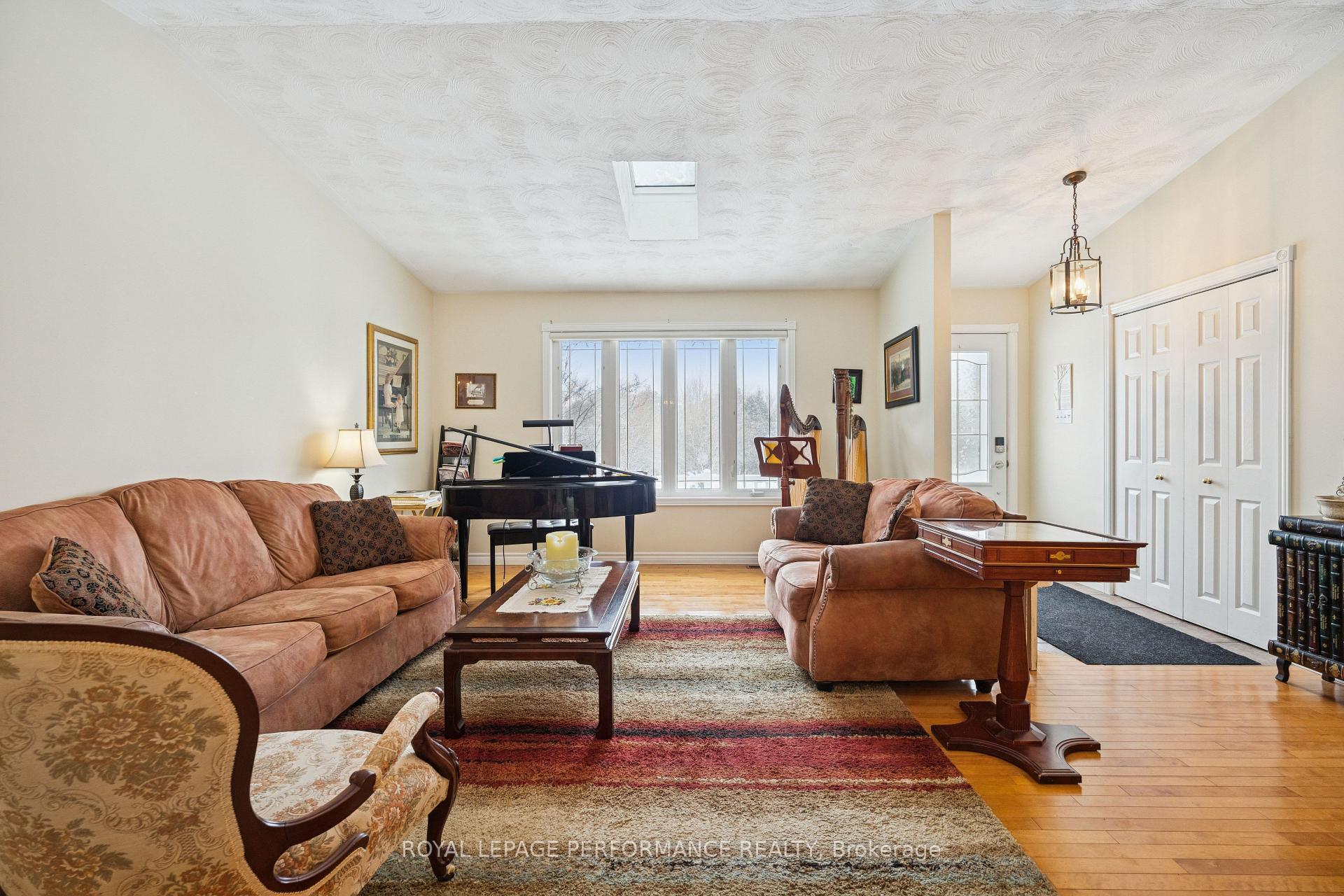 residential Property Image no.1