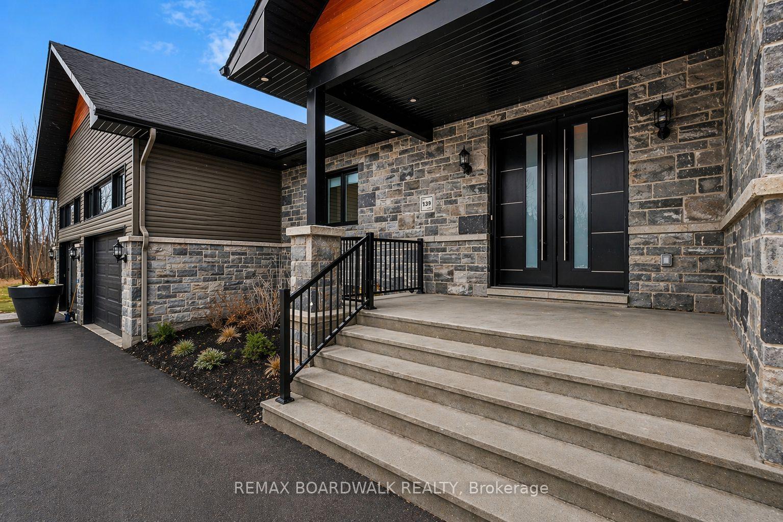 139 St Thomas Street, Russell — photo 2 of 5
