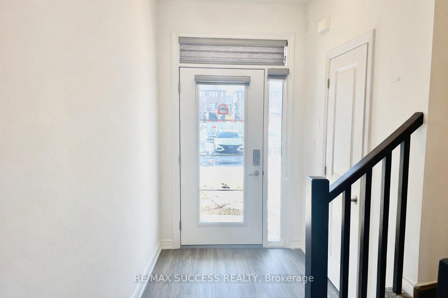461 Blackburn Drive 22, Brantford — photo 4 of 5