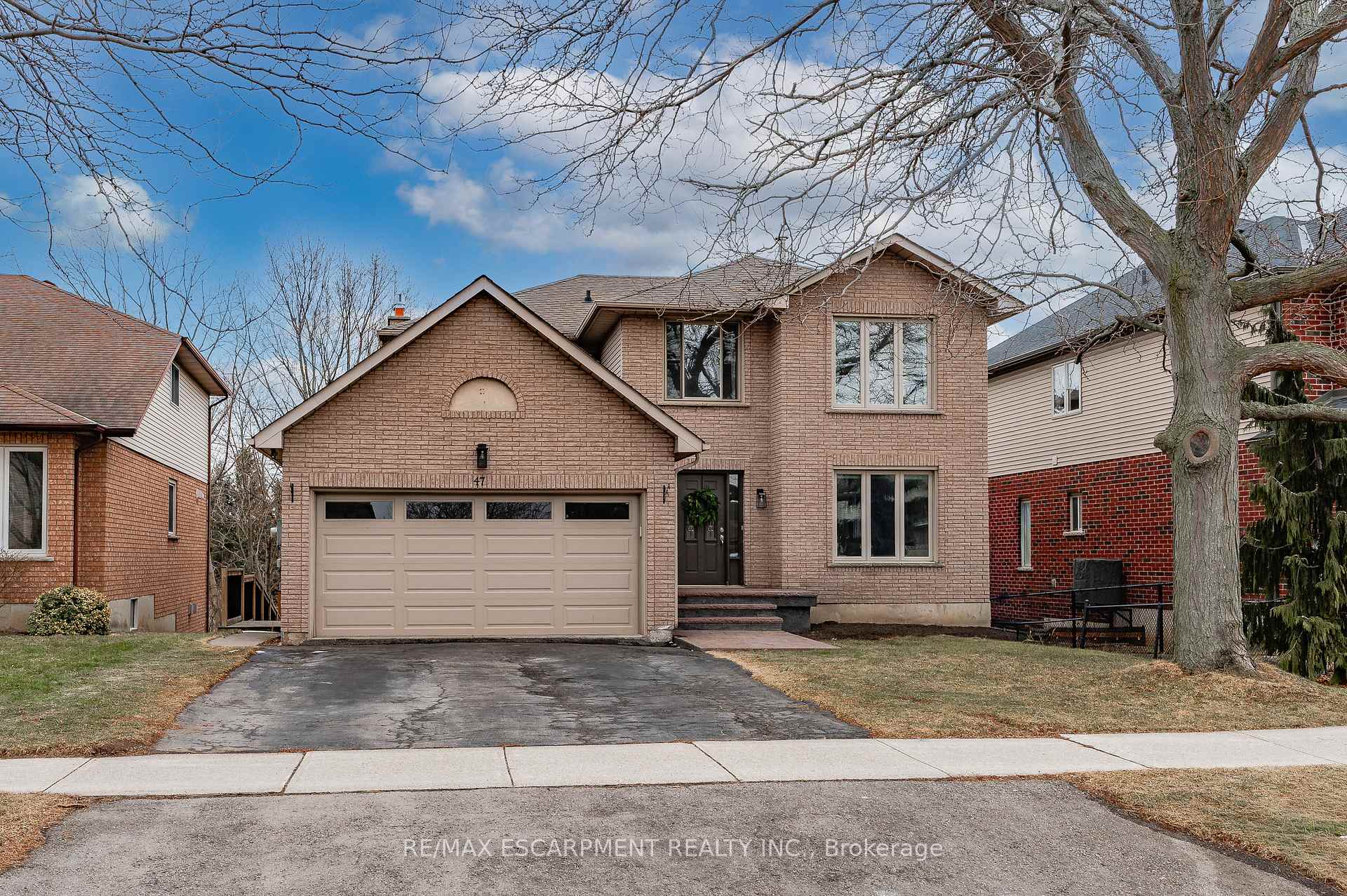 47 Sumner Crescent, Grimsby, ON L3M 5E3 — Grimsby, Ontario