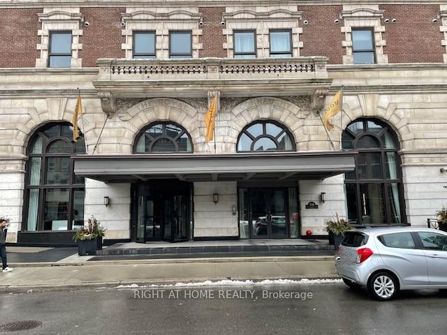 118 King Street E 1015, Hamilton, ON L8N 0A9