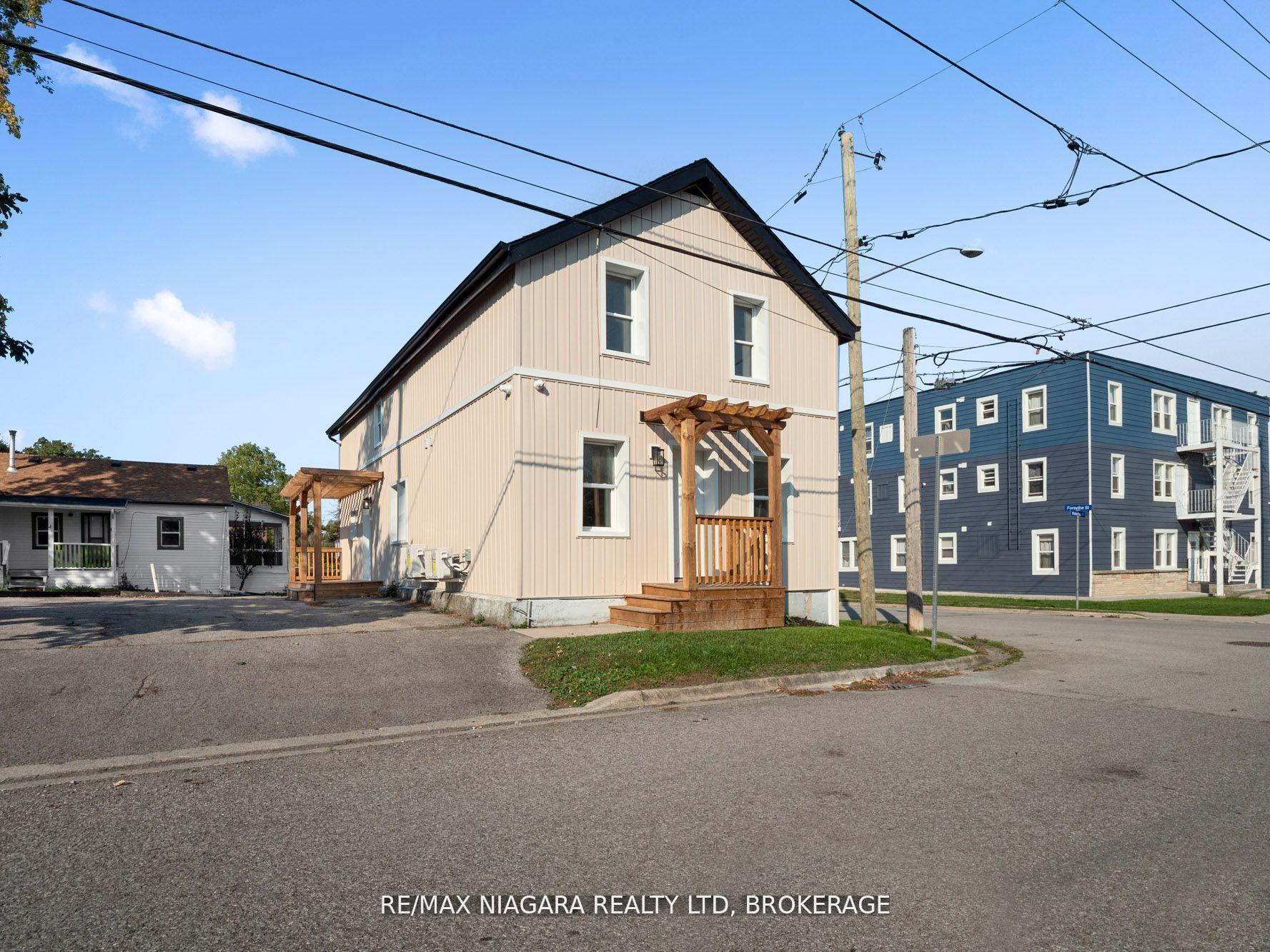 132 Waterloo Street 3, Fort Erie, ON L2A 3K2 — Fort Erie, Ontario