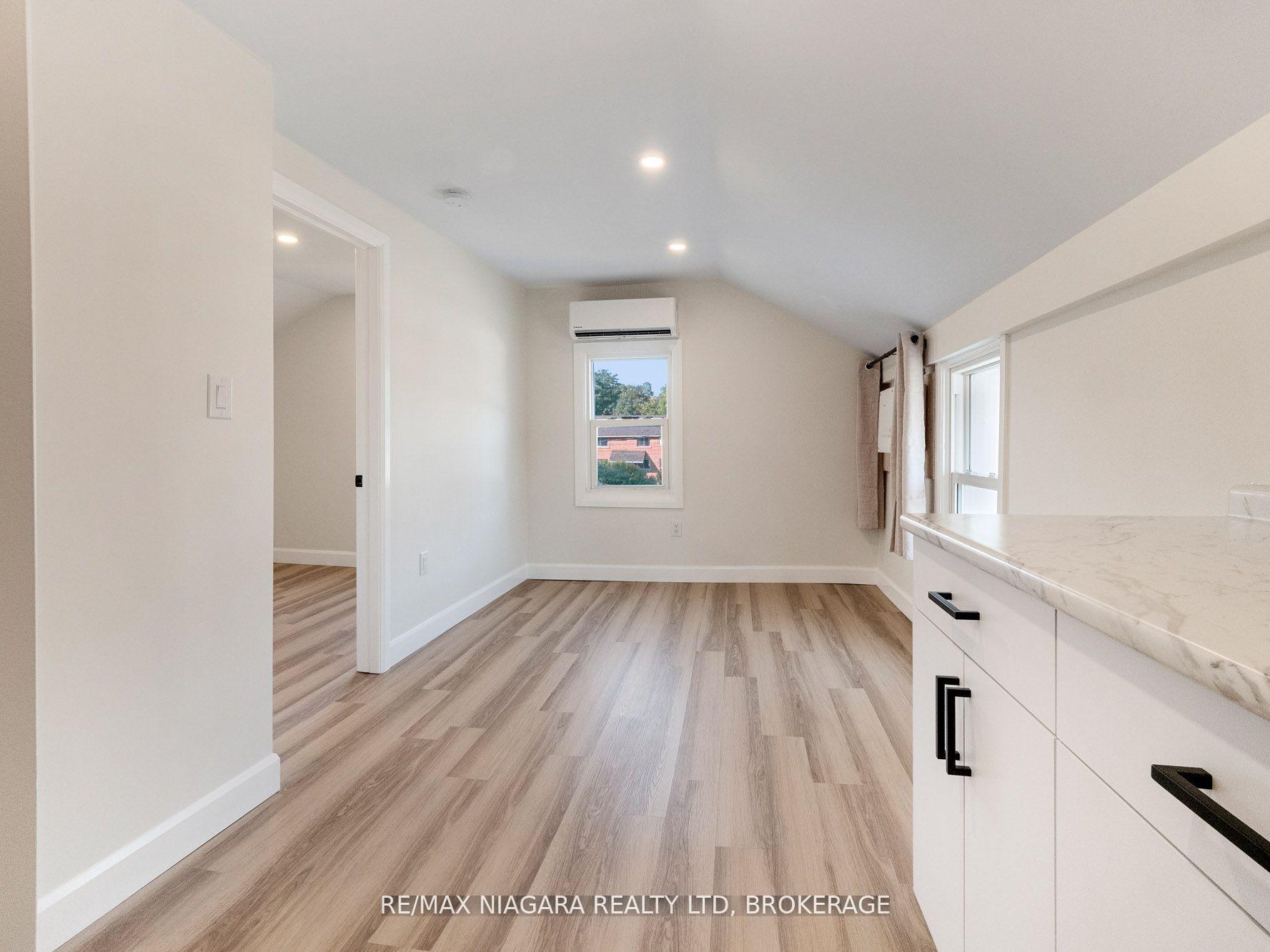 132 Waterloo Street 3, Fort Erie — photo 4 of 5