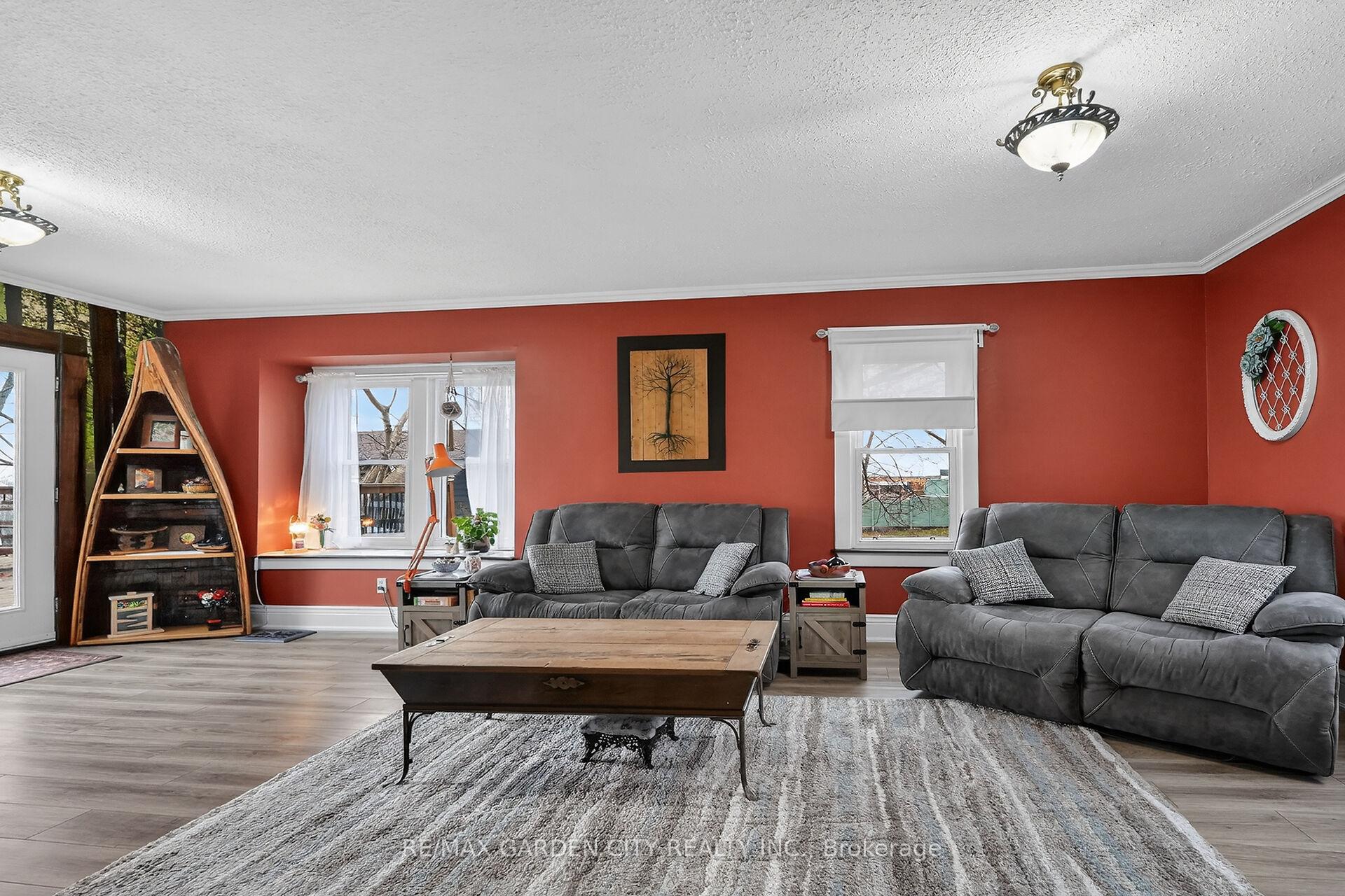 residential Property Image no.1