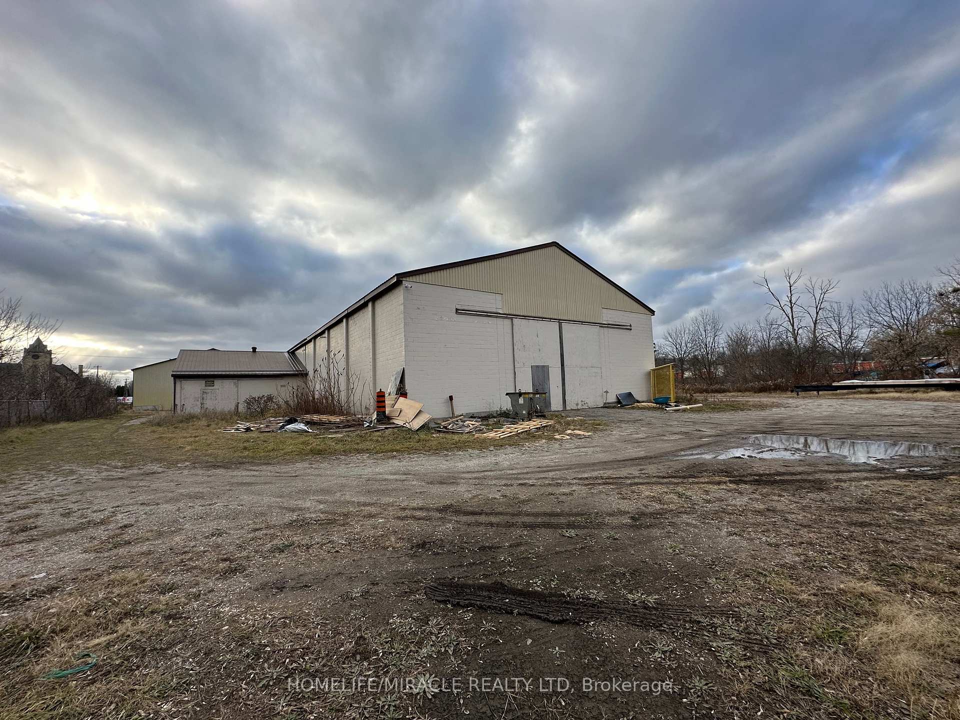 31 Thames Street S, Ingersoll — photo 3 of 5