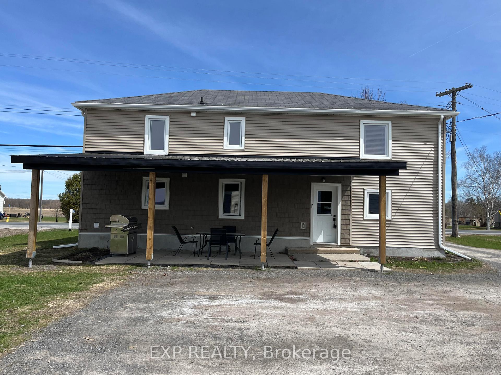 1526 Landry Street, Clarence-Rockland — photo 2 of 5