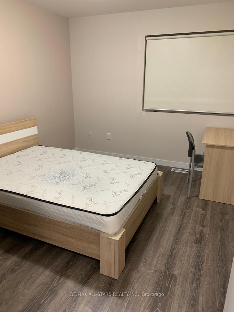 338 Albert Street 217, Waterloo — photo 4 of 5