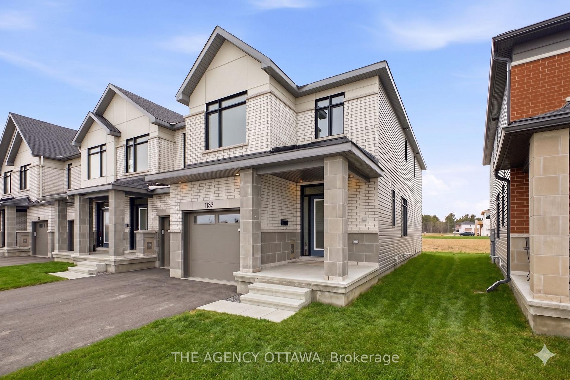 1132 SPOOR Street, Kanata — photo 2 of 5