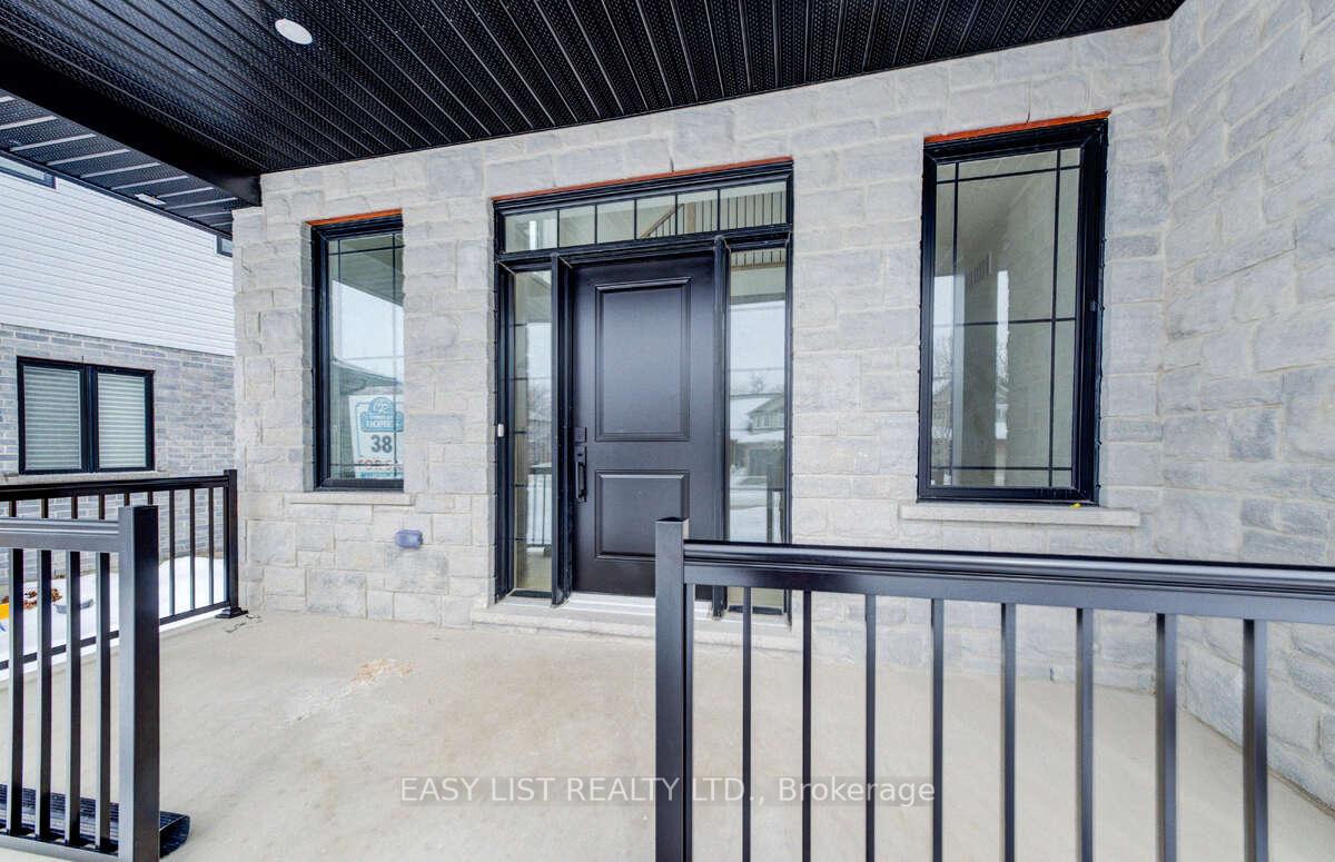 487 Black Street, Centre Wellington — photo 3 of 5