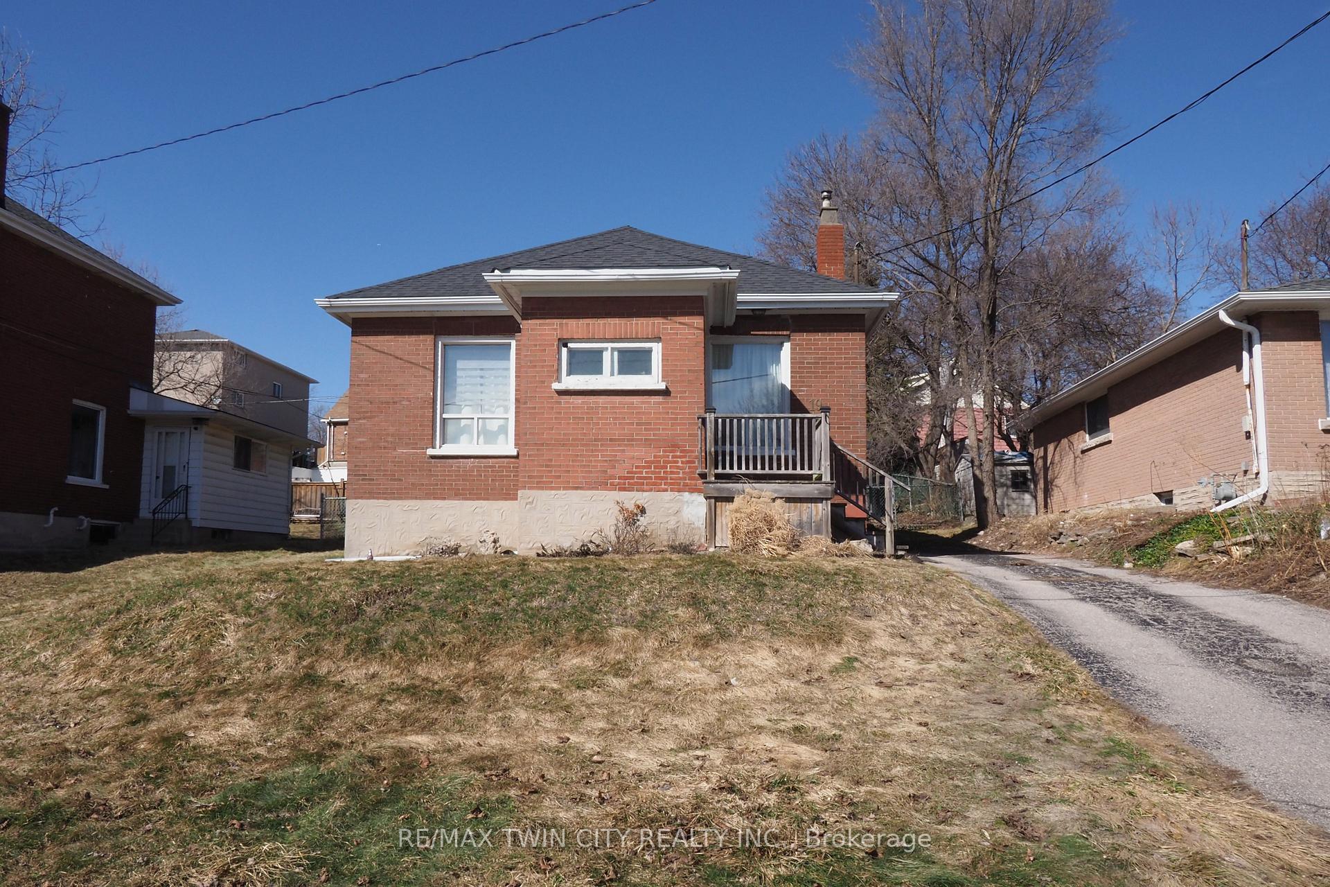 19 Paisley Heights, Cambridge, ON N1R 1B4 — Cambridge, Ontario