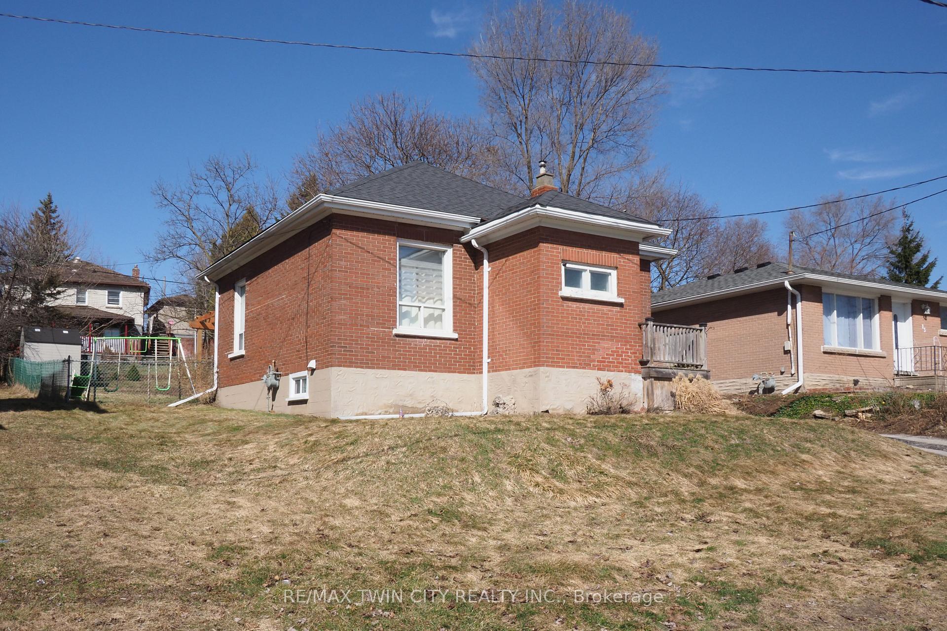 19 Paisley Heights, Cambridge — photo 2 of 5