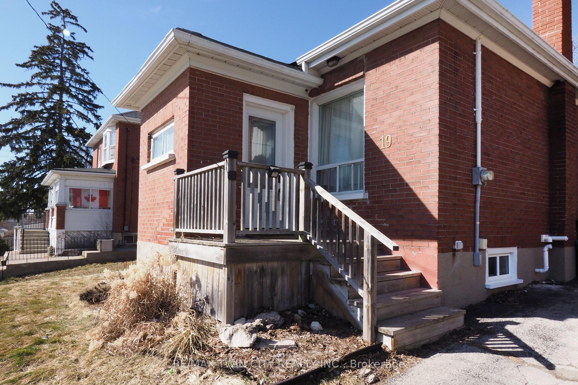 19 Paisley Heights, Cambridge — photo 3 of 5